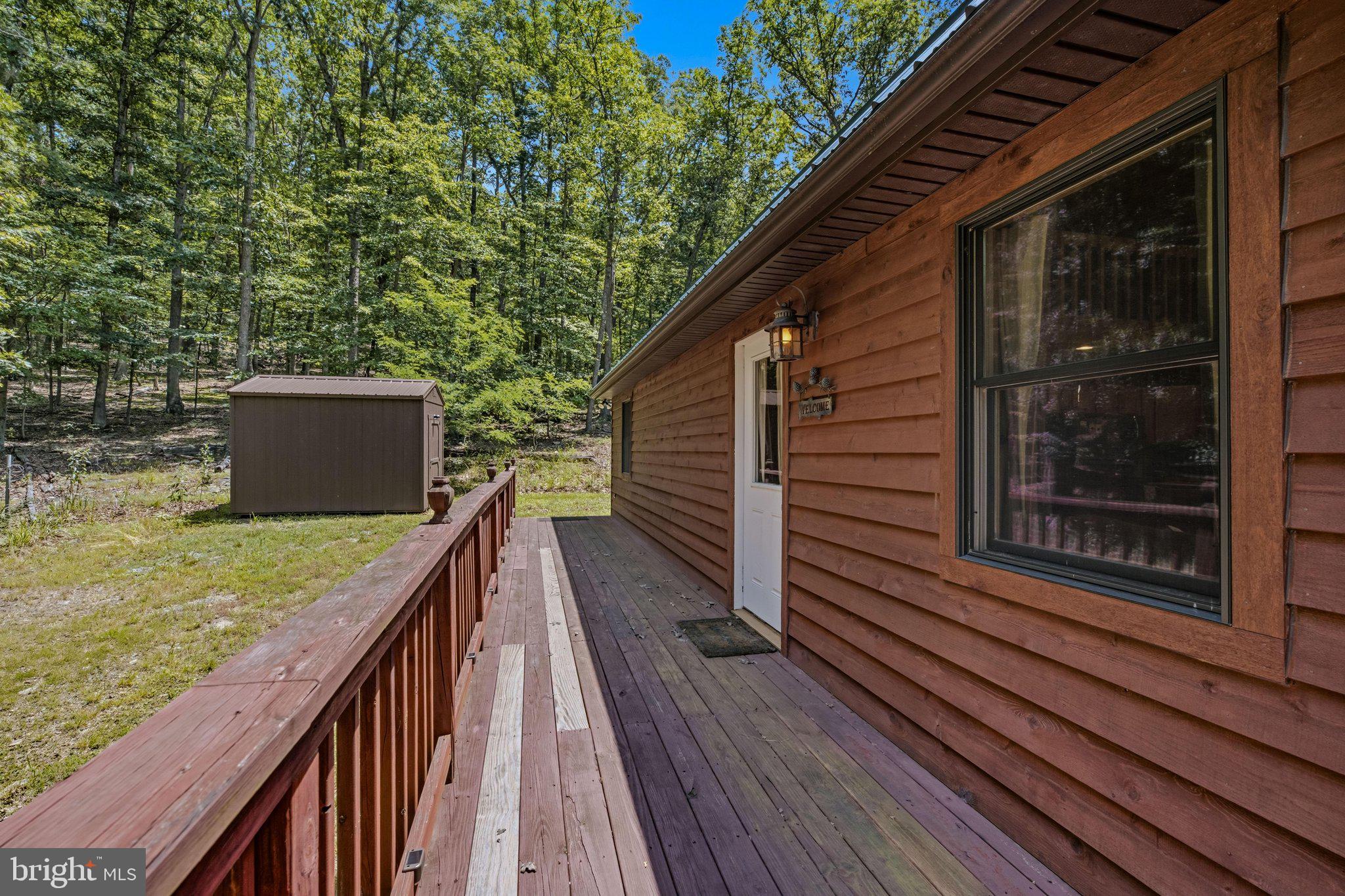 ROUSE MOUNTAIN - Residential