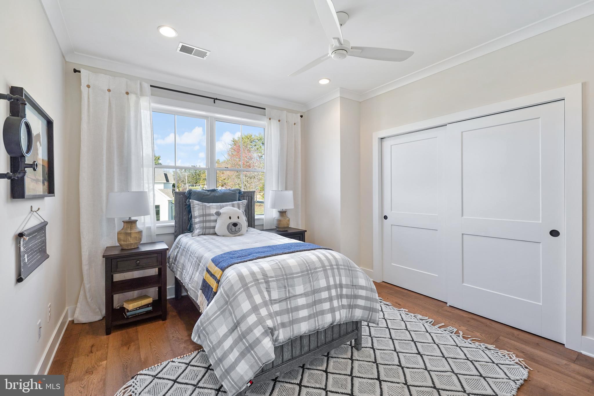SAWMILL COURT - Residential