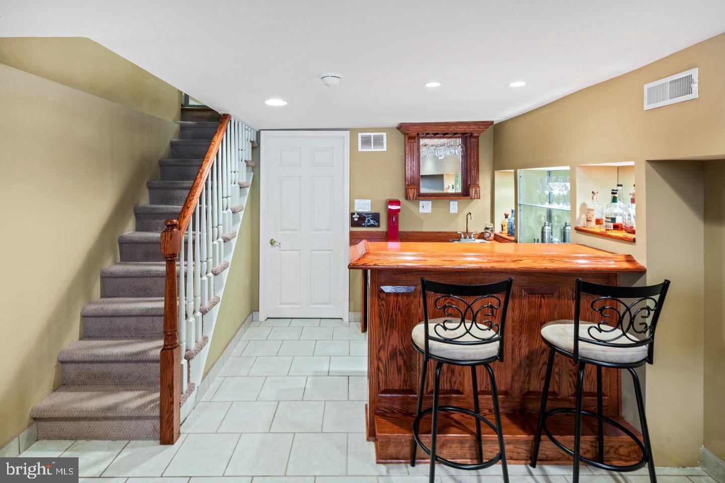 GRADUATE HOSPITAL - Residential Lease