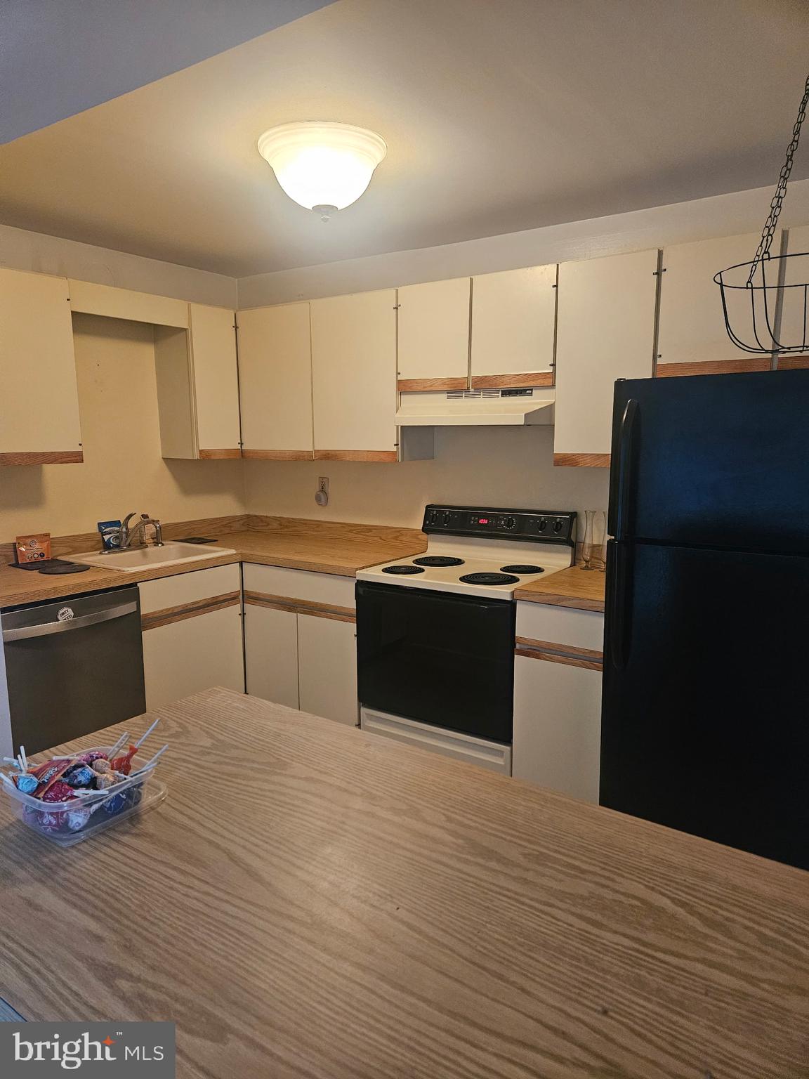 DANBURY VILLAGE - Residential