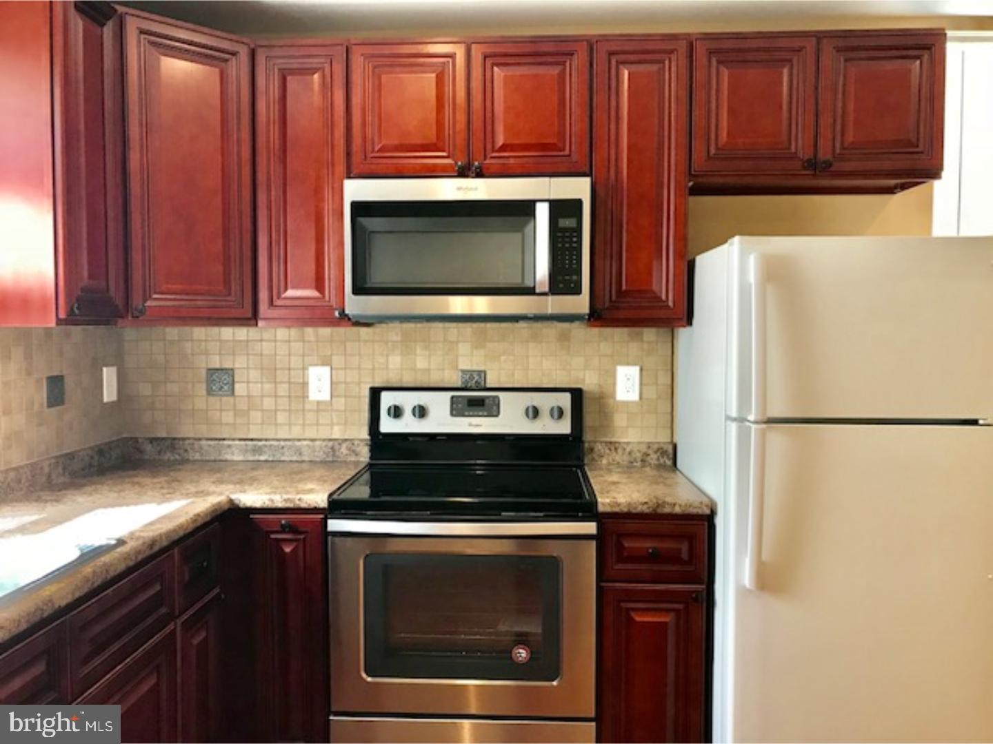 WEST OAK LANE - Residential Lease