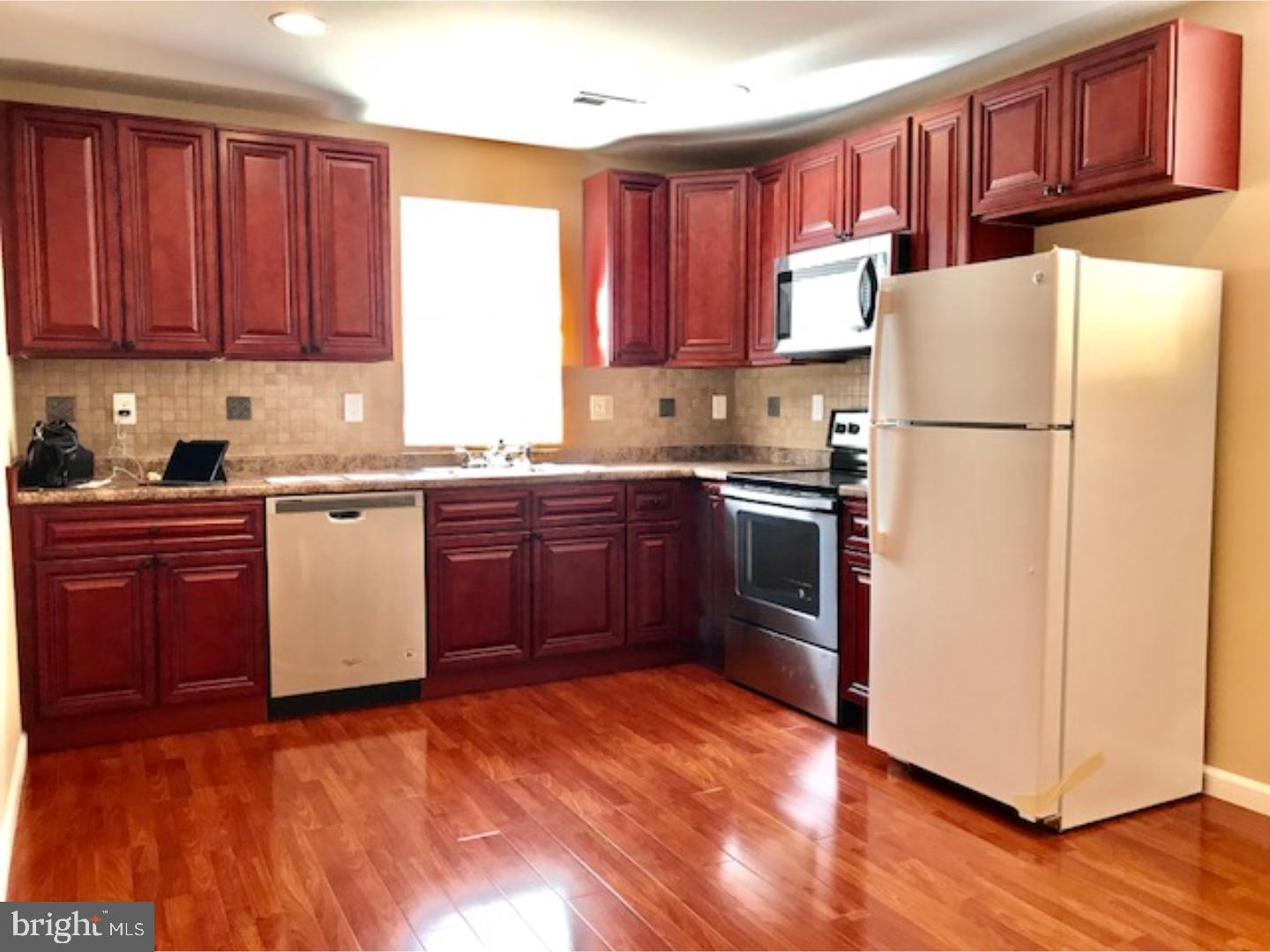 WEST OAK LANE - Residential Lease