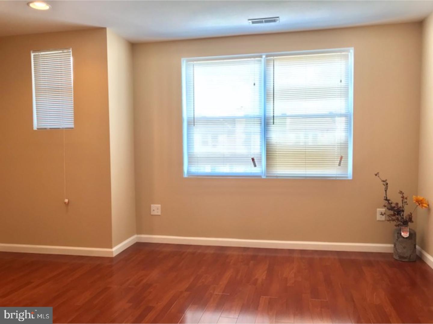 WEST OAK LANE - Residential Lease