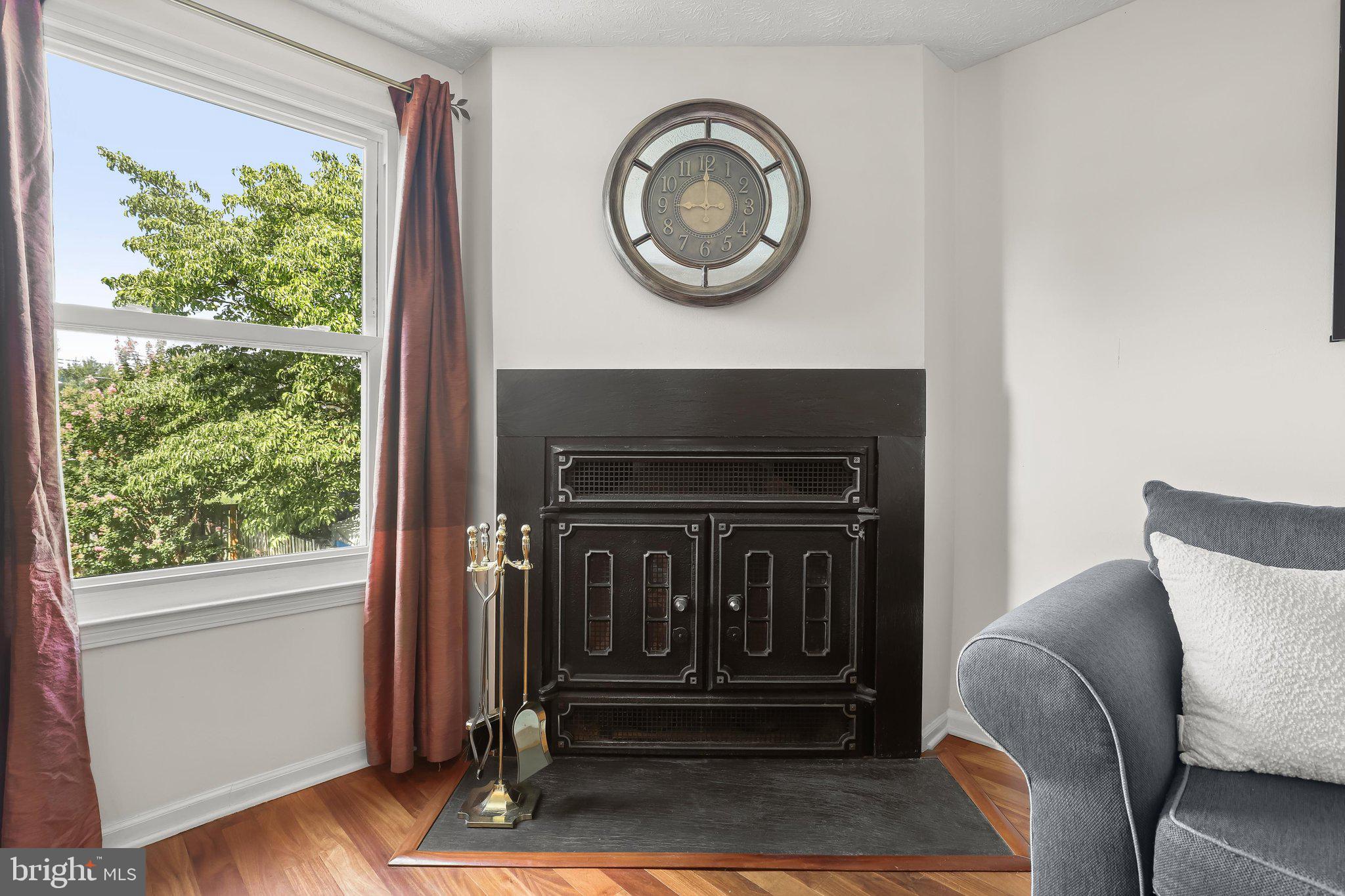 GLEN OAKS - Residential