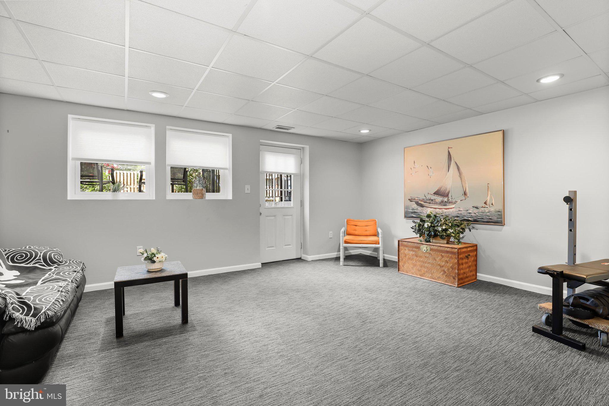 GLEN OAKS - Residential