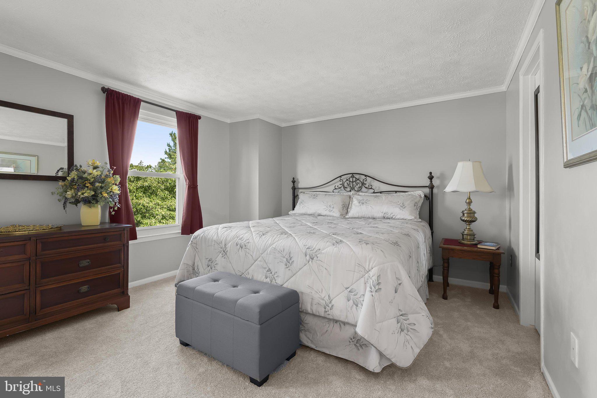 GLEN OAKS - Residential