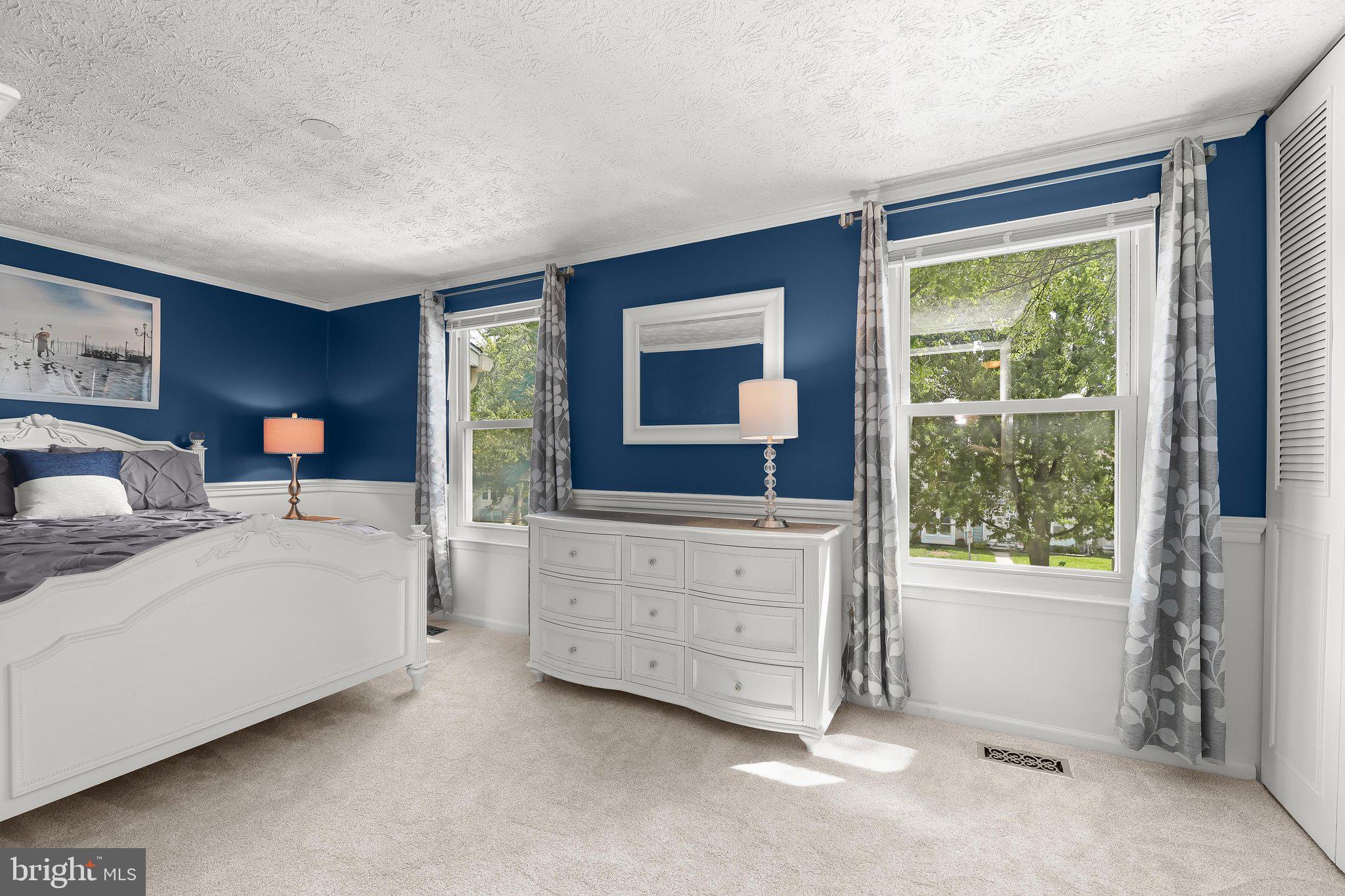 GLEN OAKS - Residential