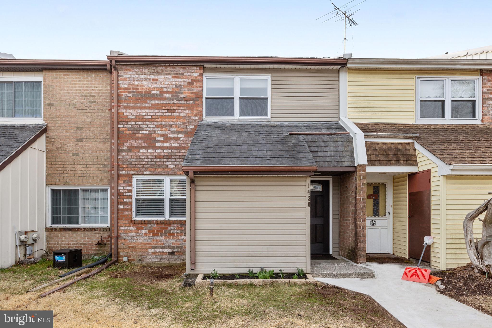 JUDSON MDWS - Residential