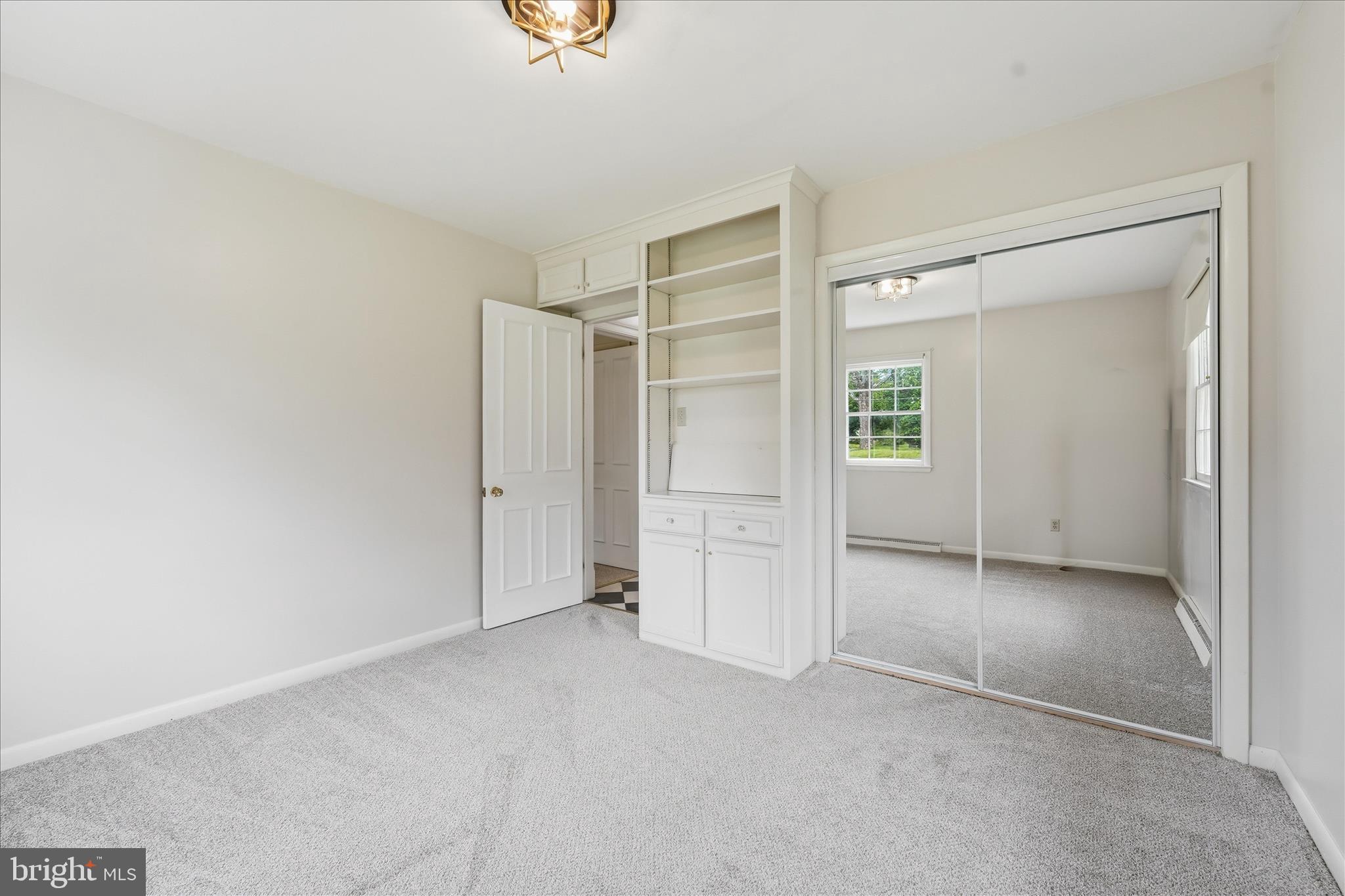 FOUNTAIN HEAD - Residential