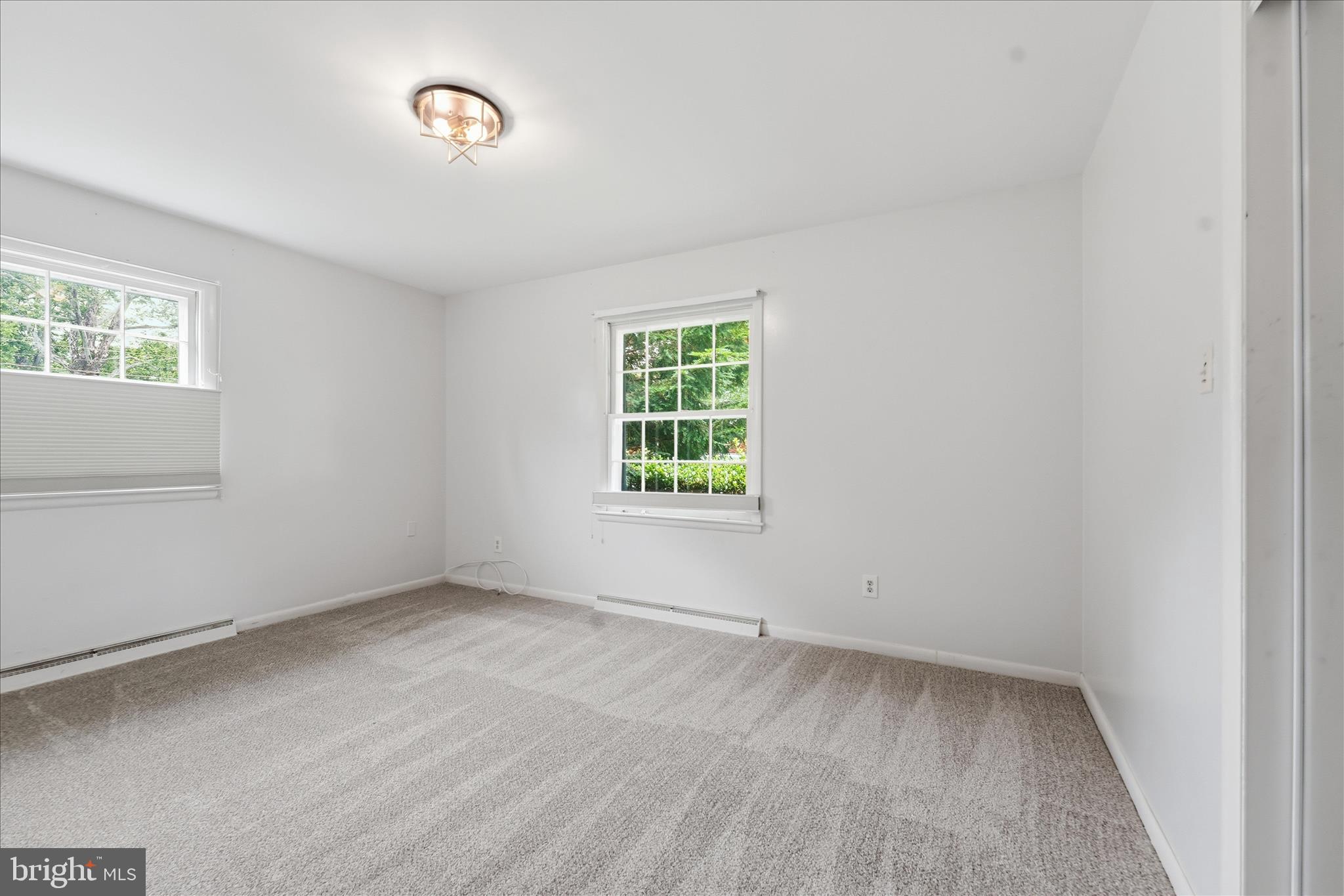 FOUNTAIN HEAD - Residential