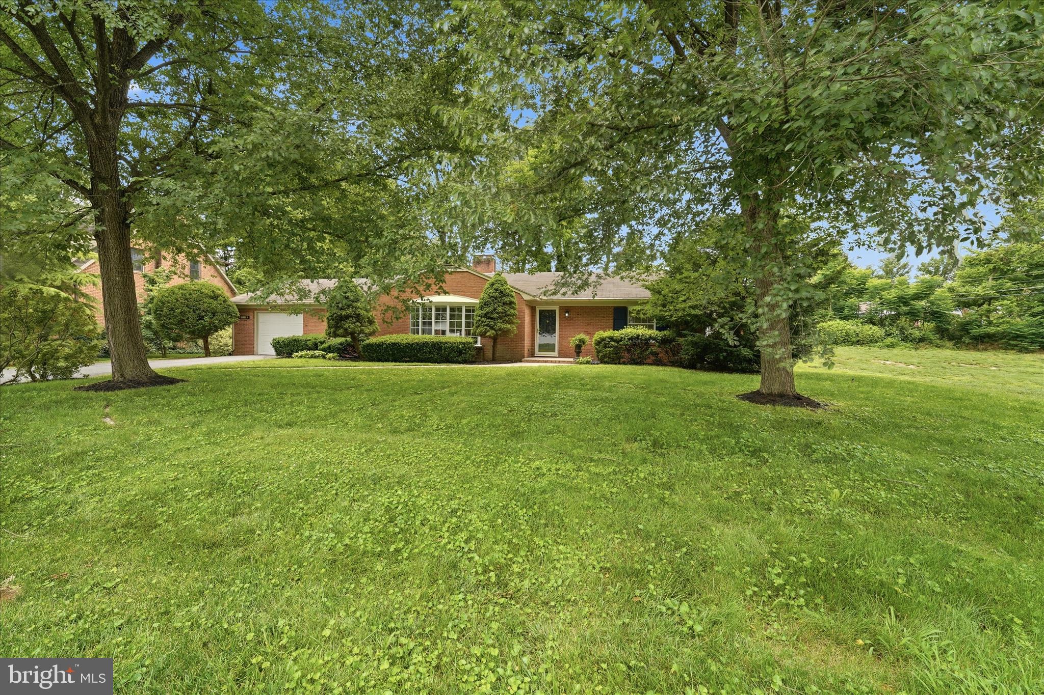 FOUNTAIN HEAD - Residential