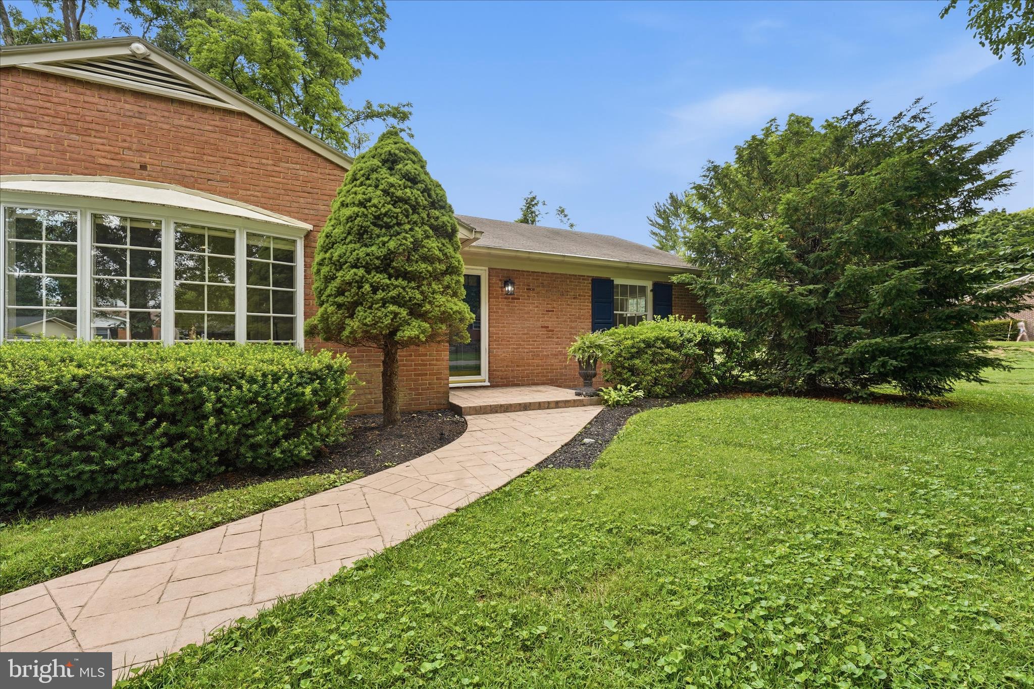 FOUNTAIN HEAD - Residential