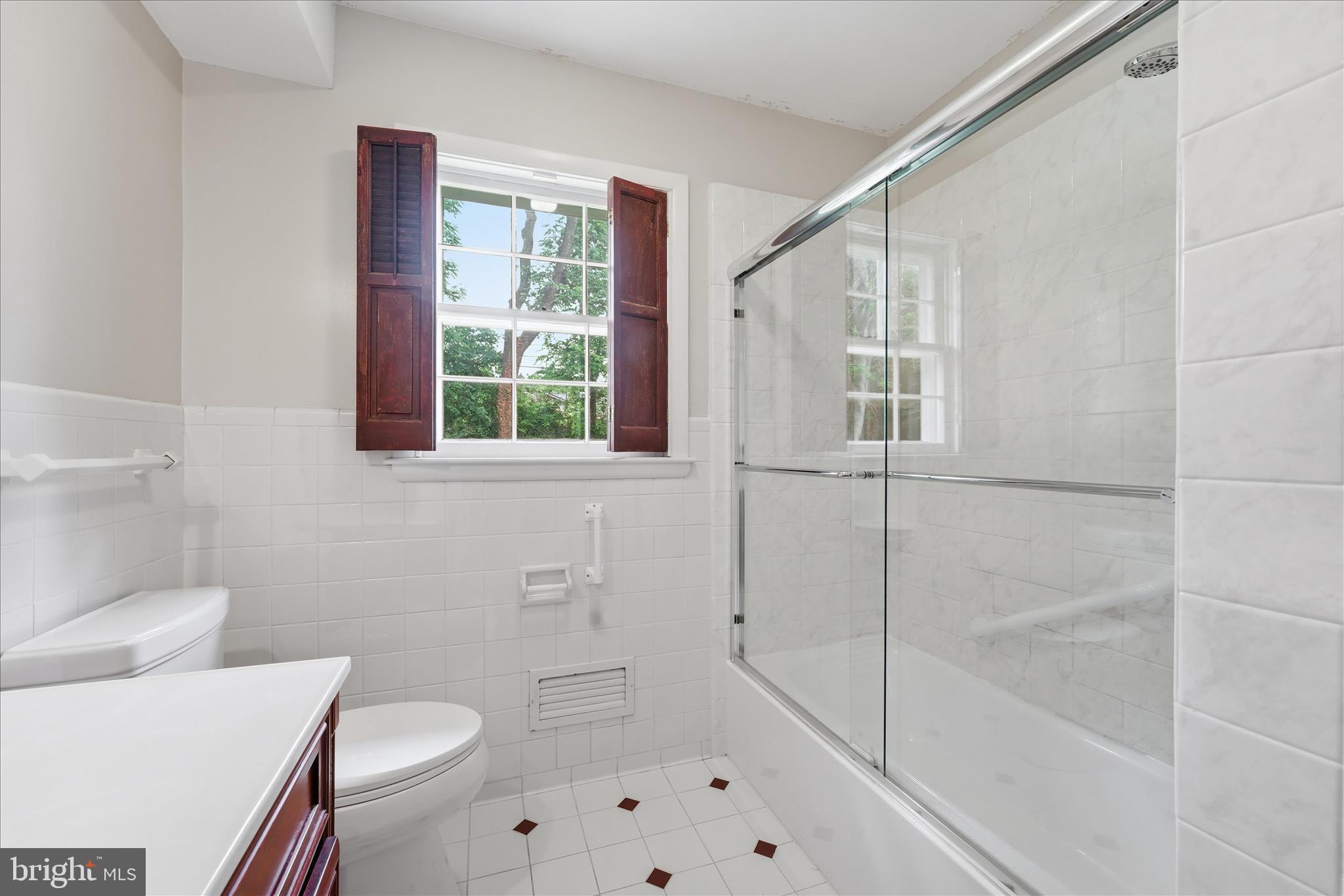 FOUNTAIN HEAD - Residential