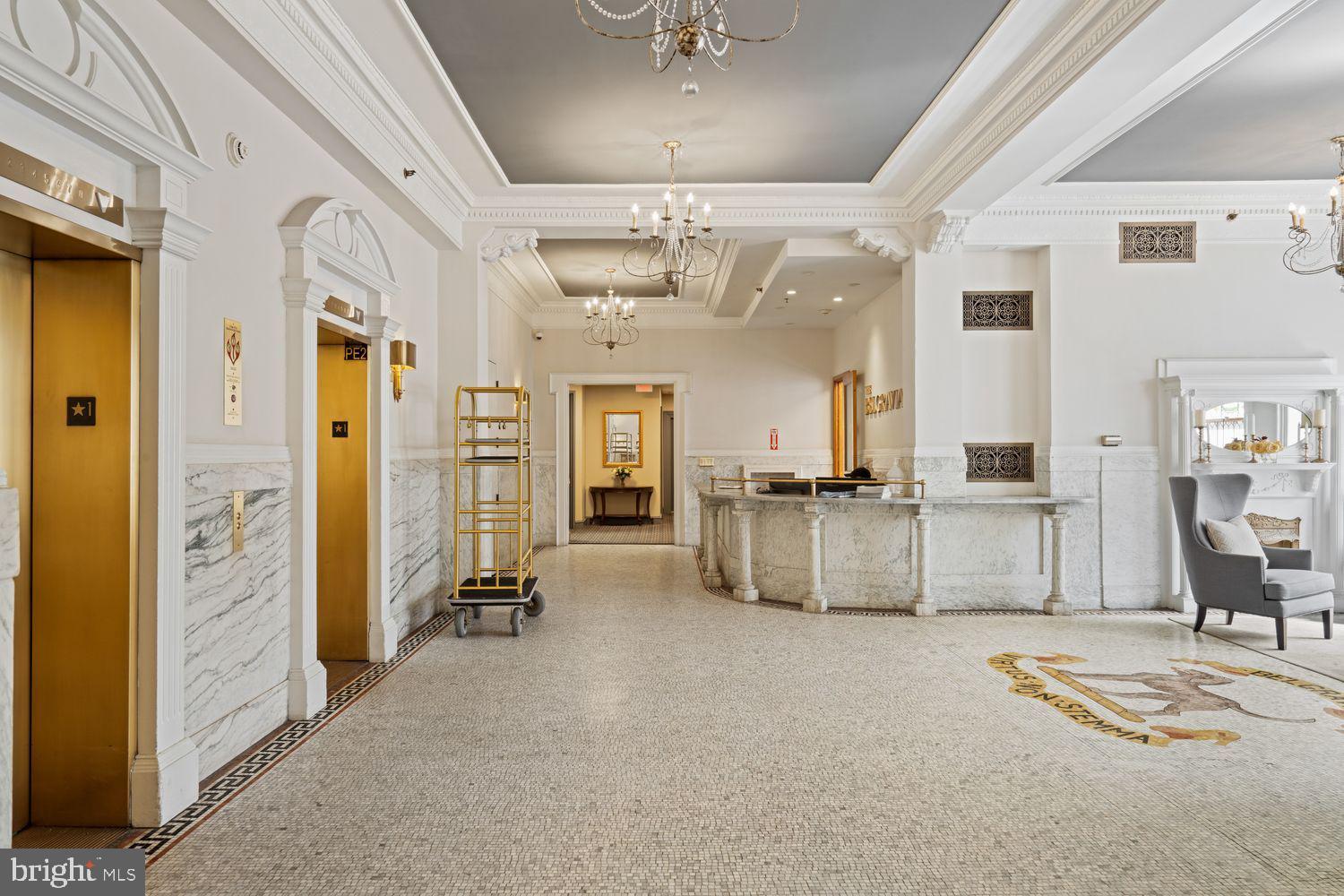 RITTENHOUSE SQUARE - Residential