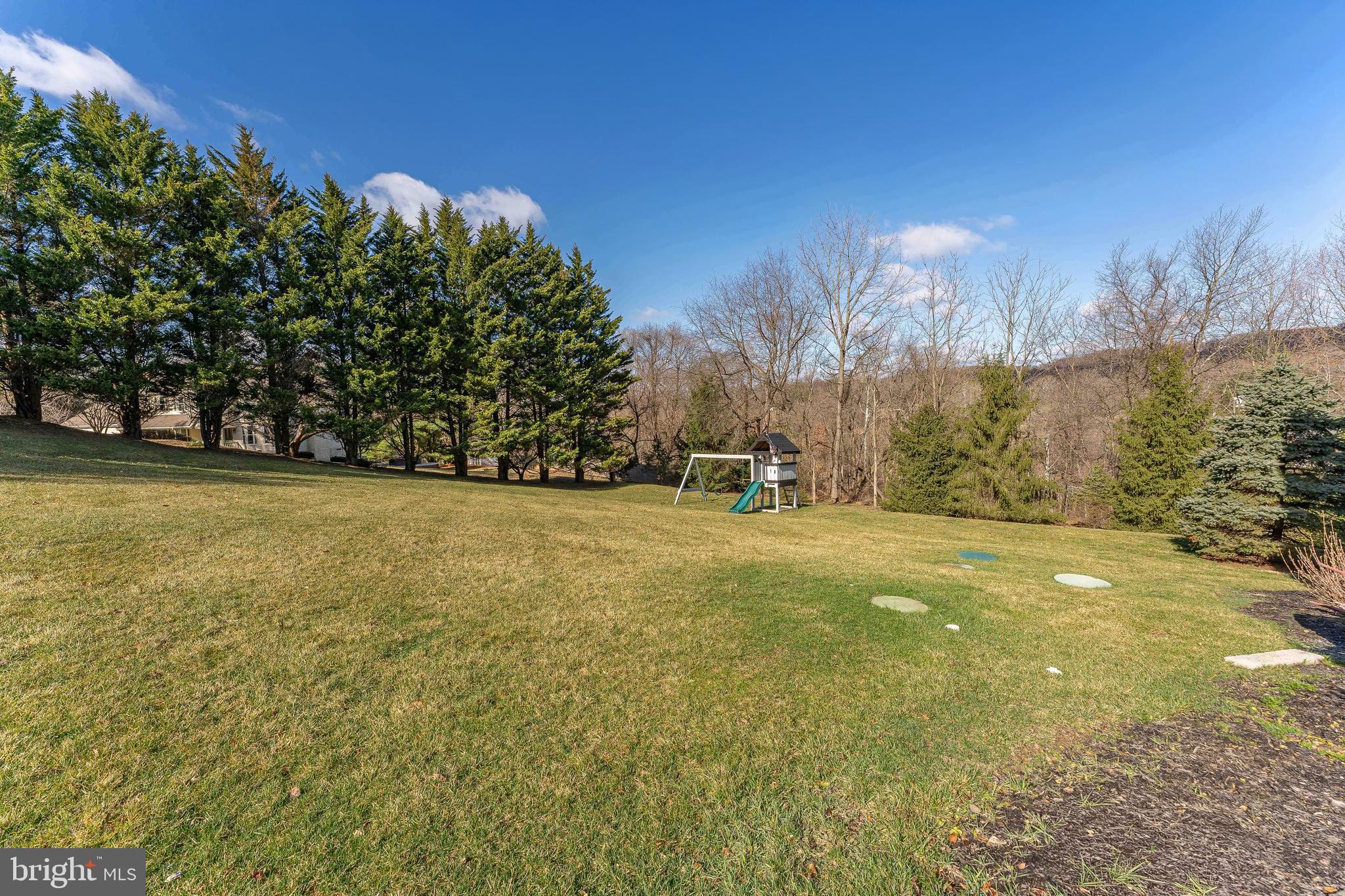 YELLOW SPRINGS CROSS - Residential