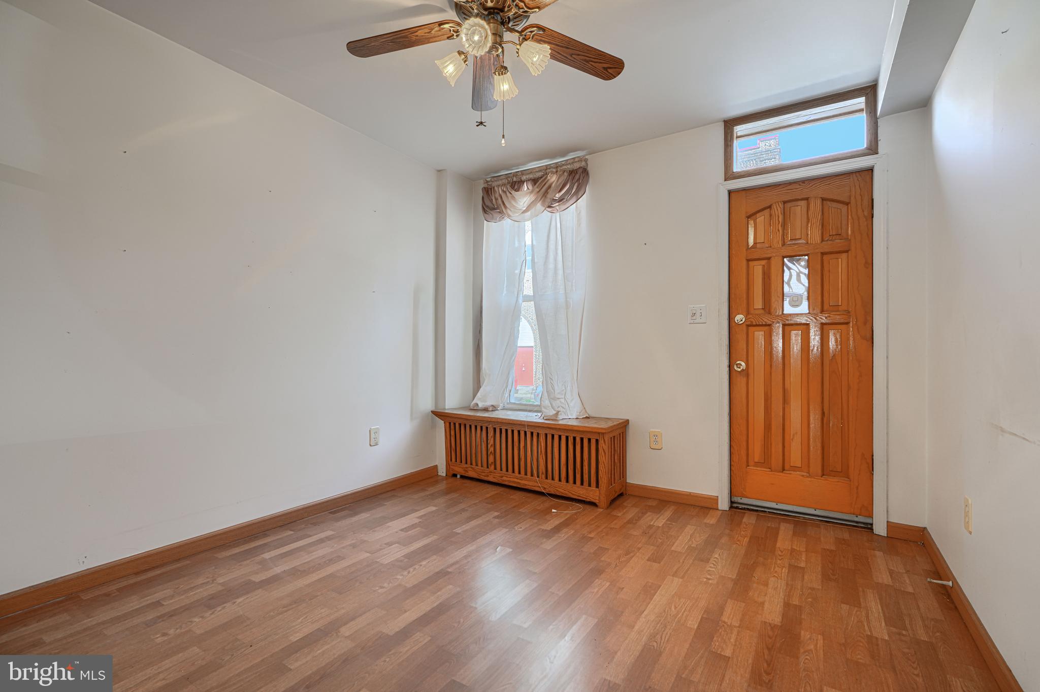 LOCUST POINT - Residential