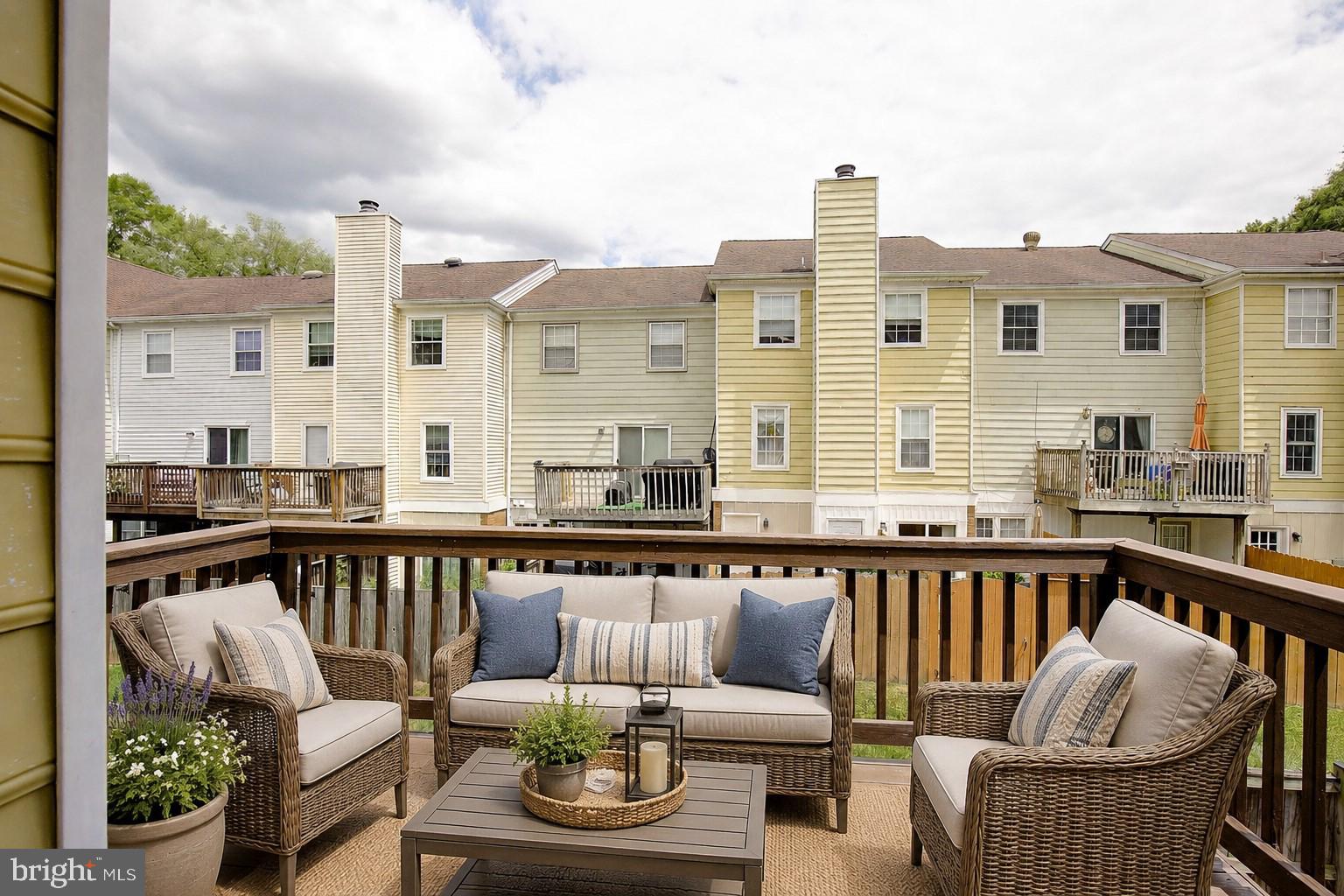 CROFTON MEWS - Residential