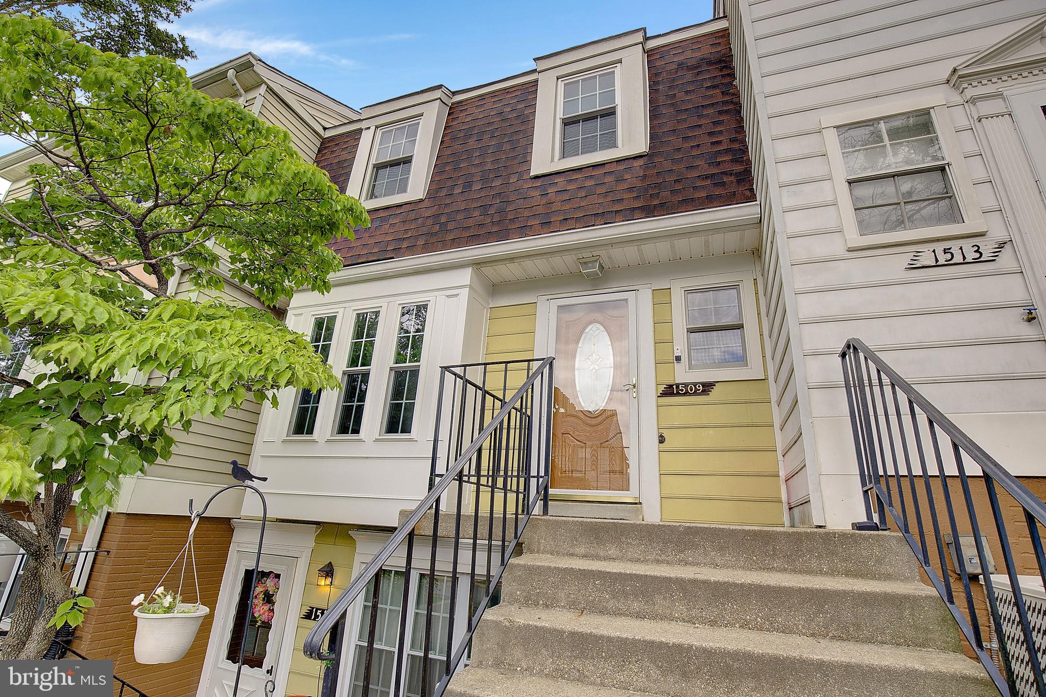 CROFTON MEWS - Residential