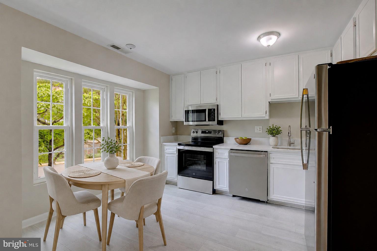 CROFTON MEWS - Residential