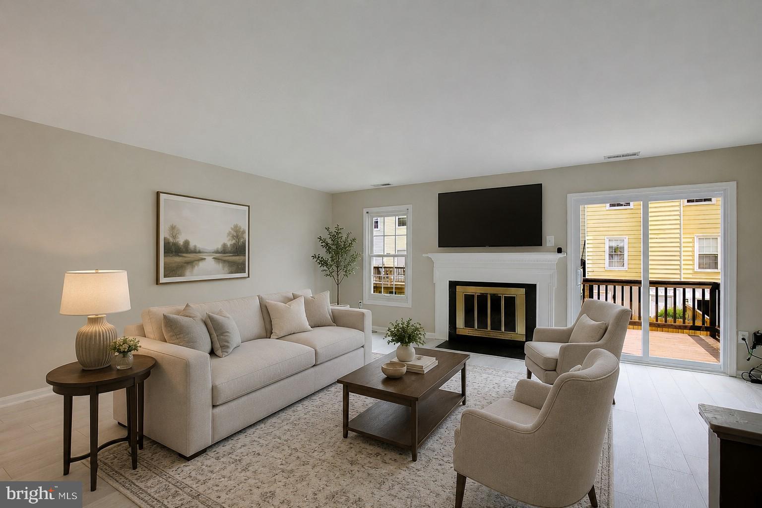 CROFTON MEWS - Residential