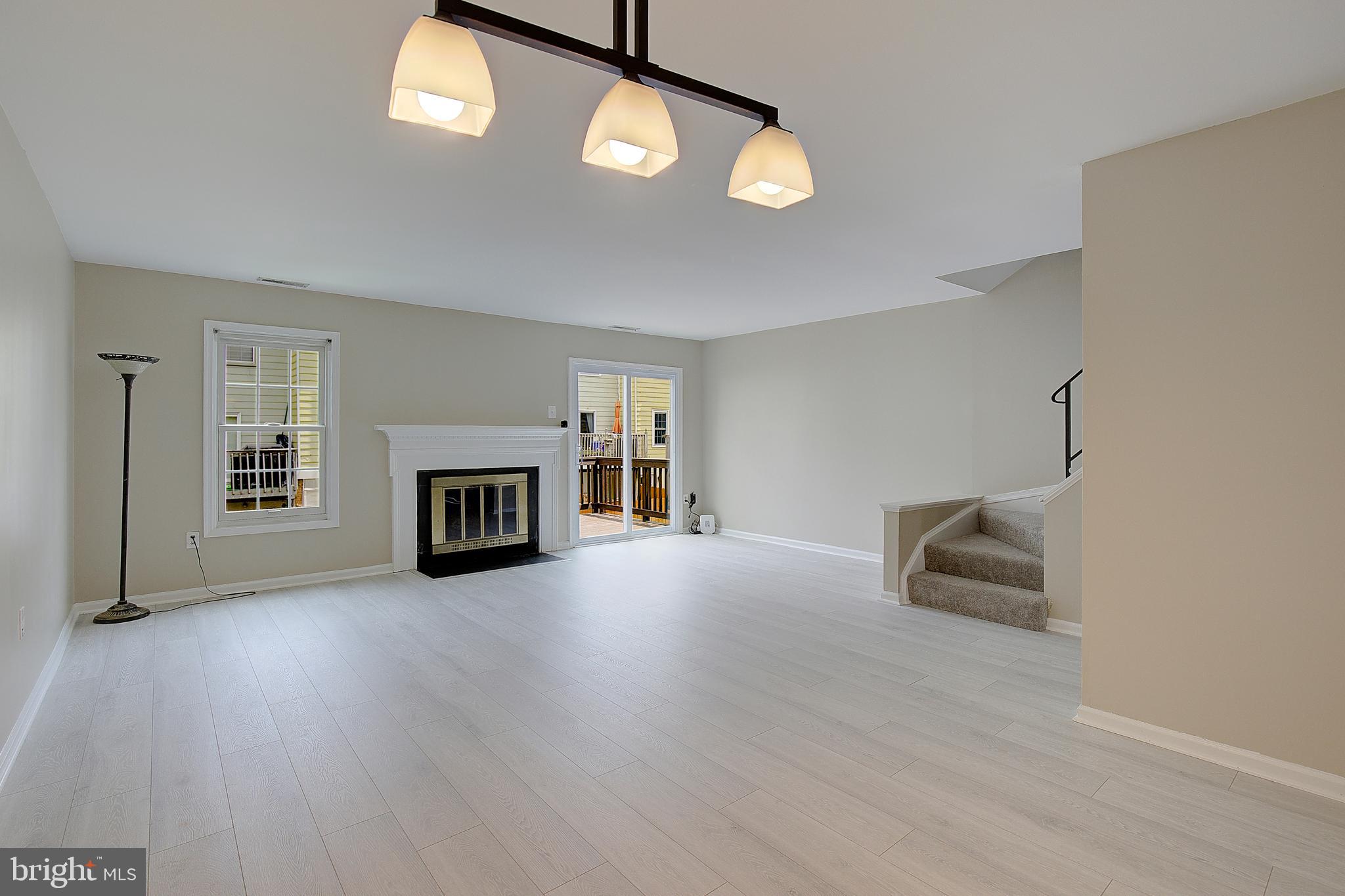 CROFTON MEWS - Residential