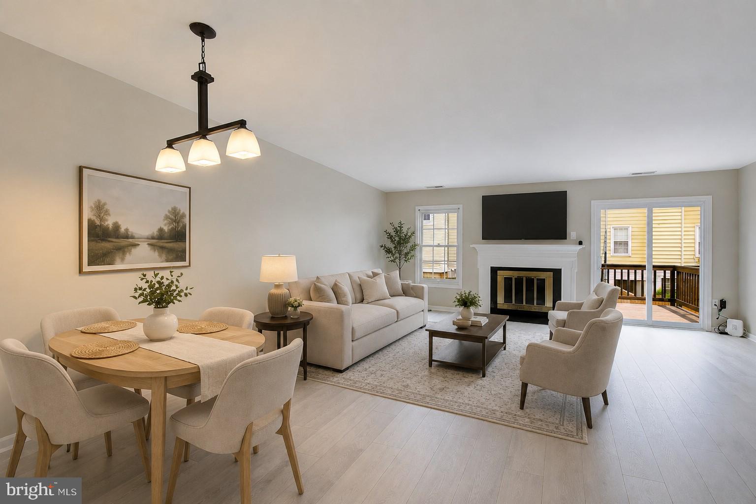 CROFTON MEWS - Residential