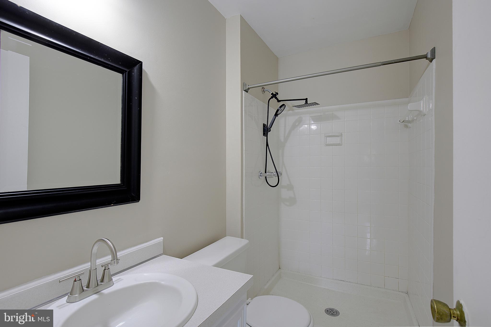 CROFTON MEWS - Residential