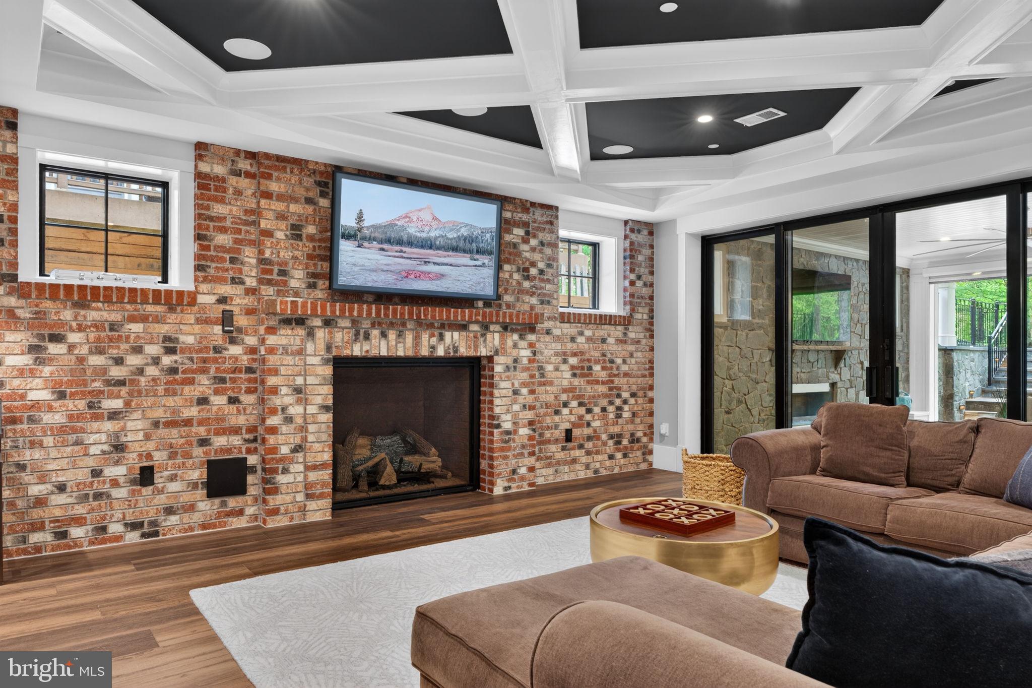 KENTLANDS - Residential