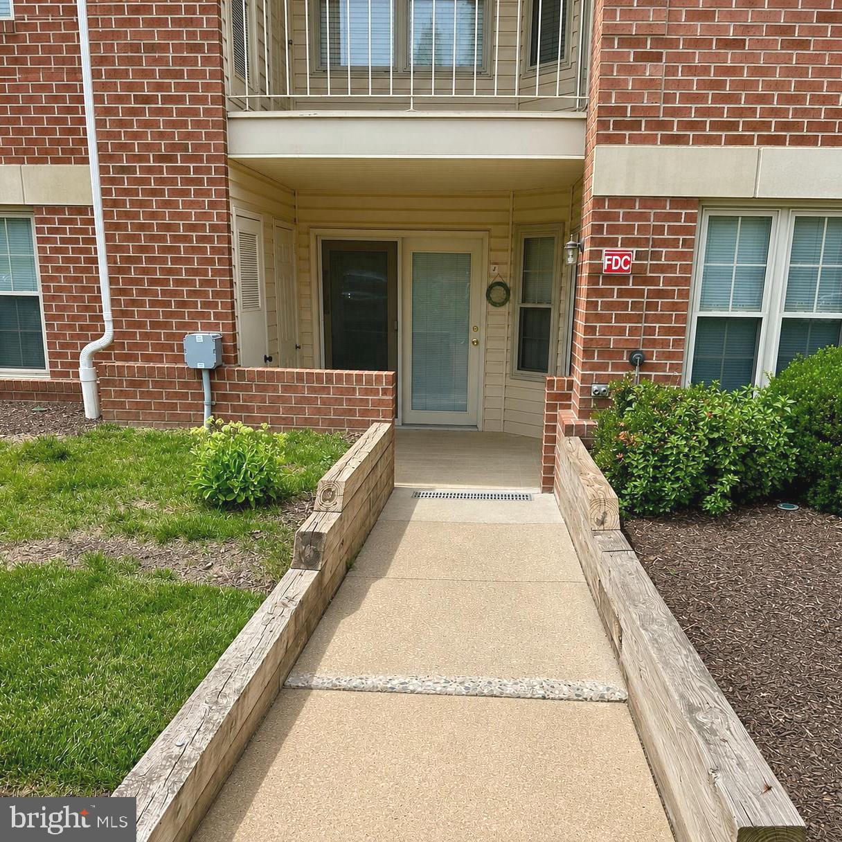POND CONDOMINIUMS - Residential