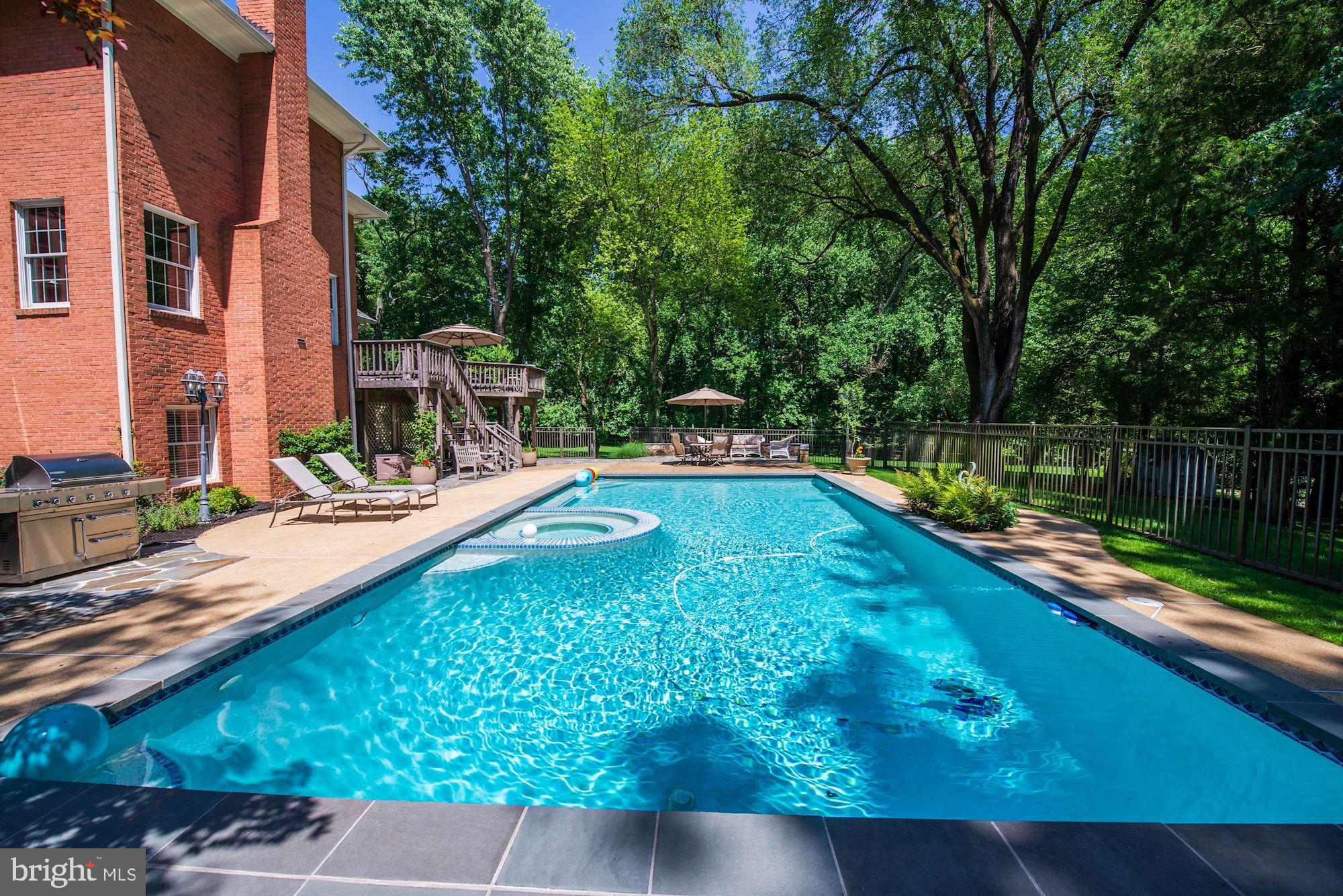 BEAU RIDGE - Residential