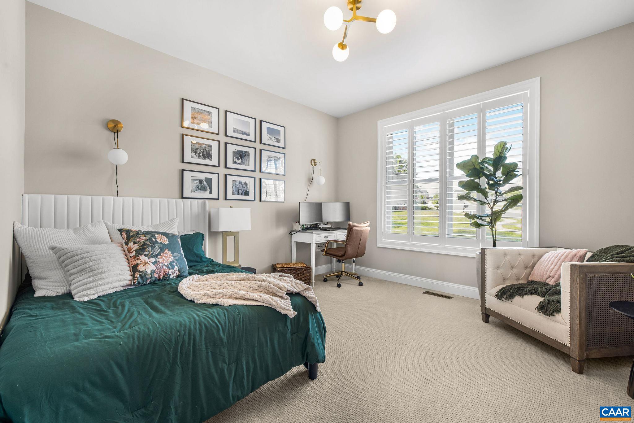 SPRING CREEK - Residential