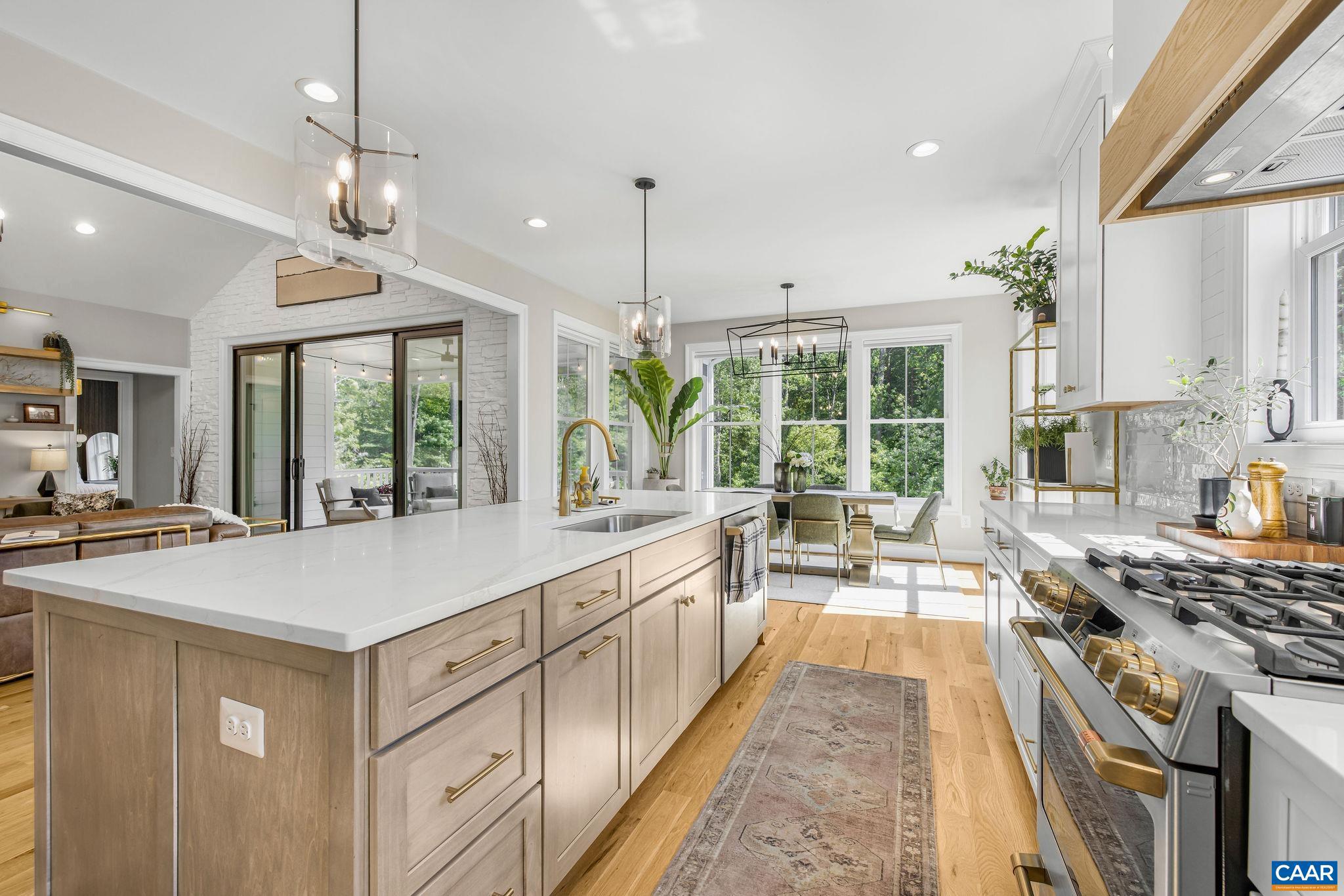 SPRING CREEK - Residential