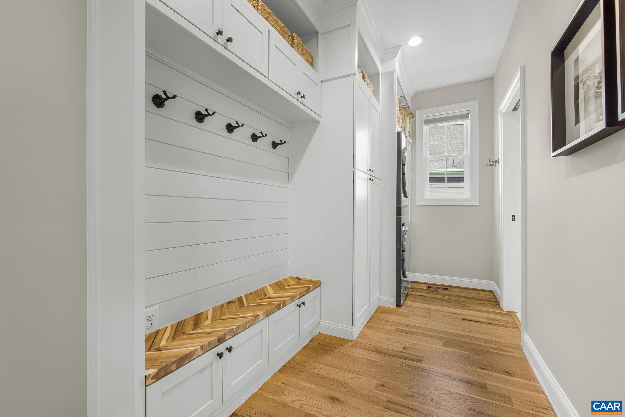 SPRING CREEK - Residential