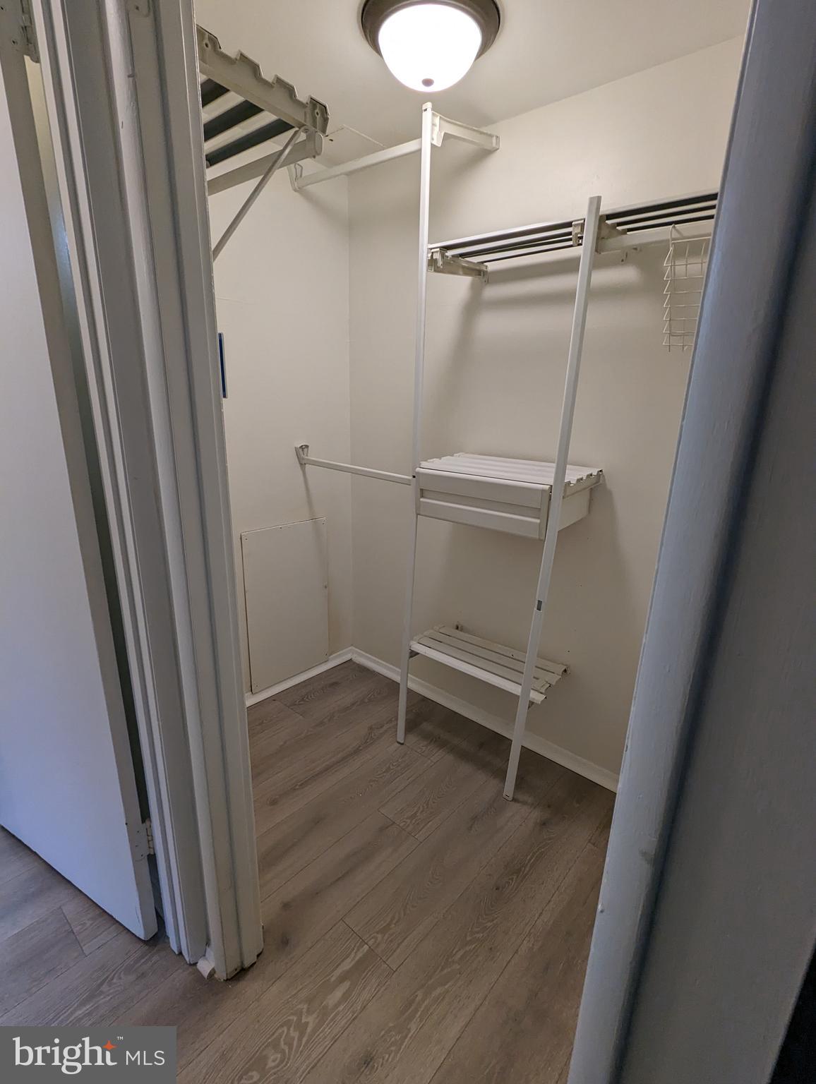 HOLLY HILL - Residential Lease