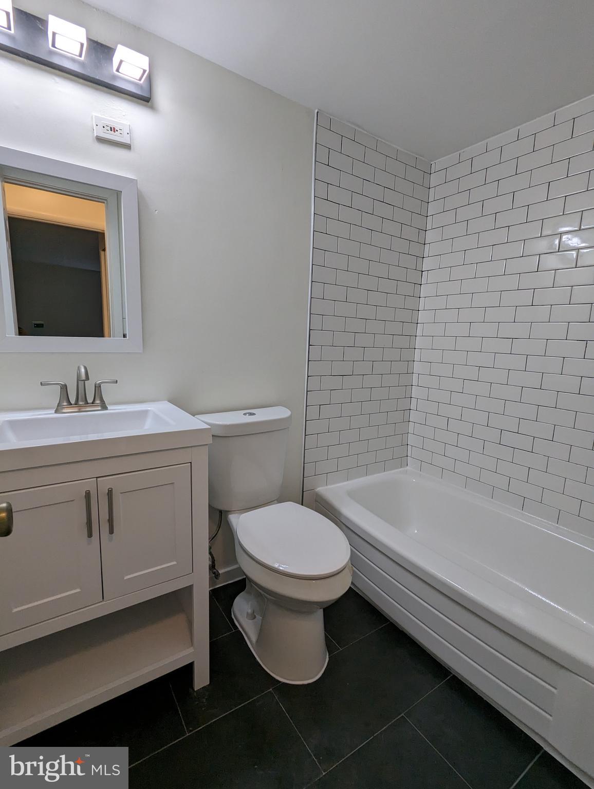 HOLLY HILL - Residential Lease