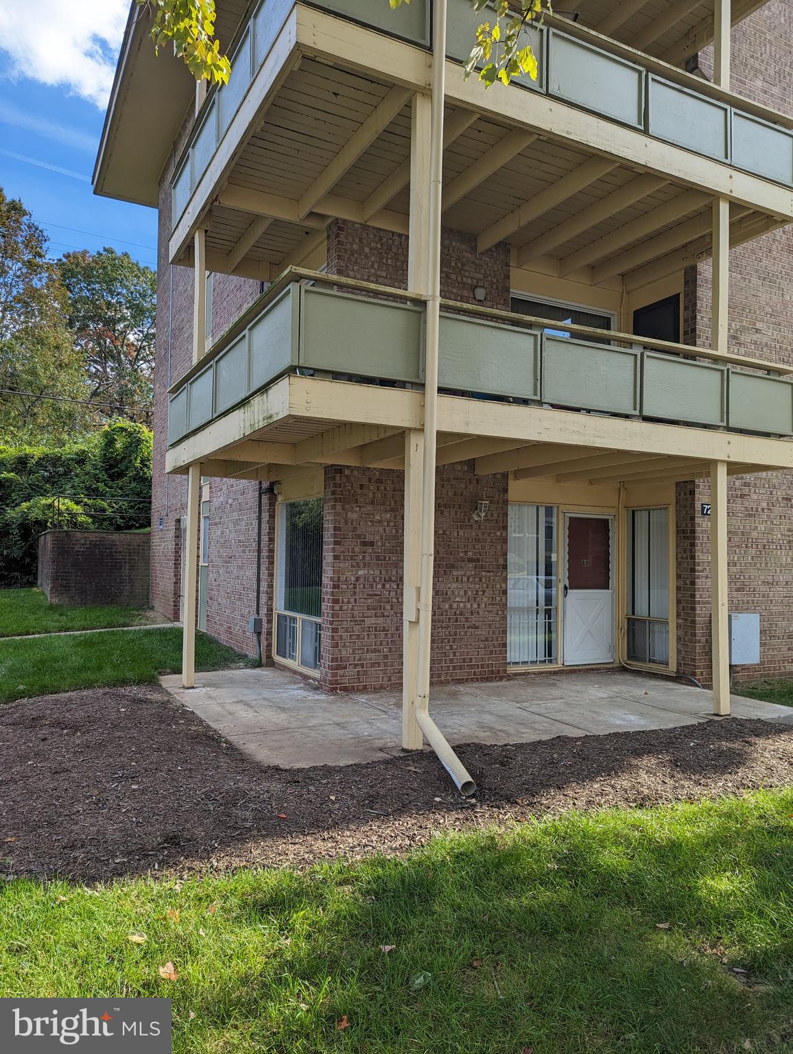 Renovated and ready for immediate occupancy. New kitchen cabinets with quartz countertops, stainless steel appliances, microwave oven. New laminate flooring for easy cleaning, lots of windows, wrap around front porch, private entrance. Laundry room steps away on the same floor, extra storage. No steps to unit or parking lot. Landlord requires credit scores be above 640, income should be around $42,000 depending on personal debts, some exceptions may apply, call me if any doubts.  Renters insurance policy is required by the condo association. Minutes to 495 exits, downtown DC or Virginia. Shopping center around the corner. Great place to live!