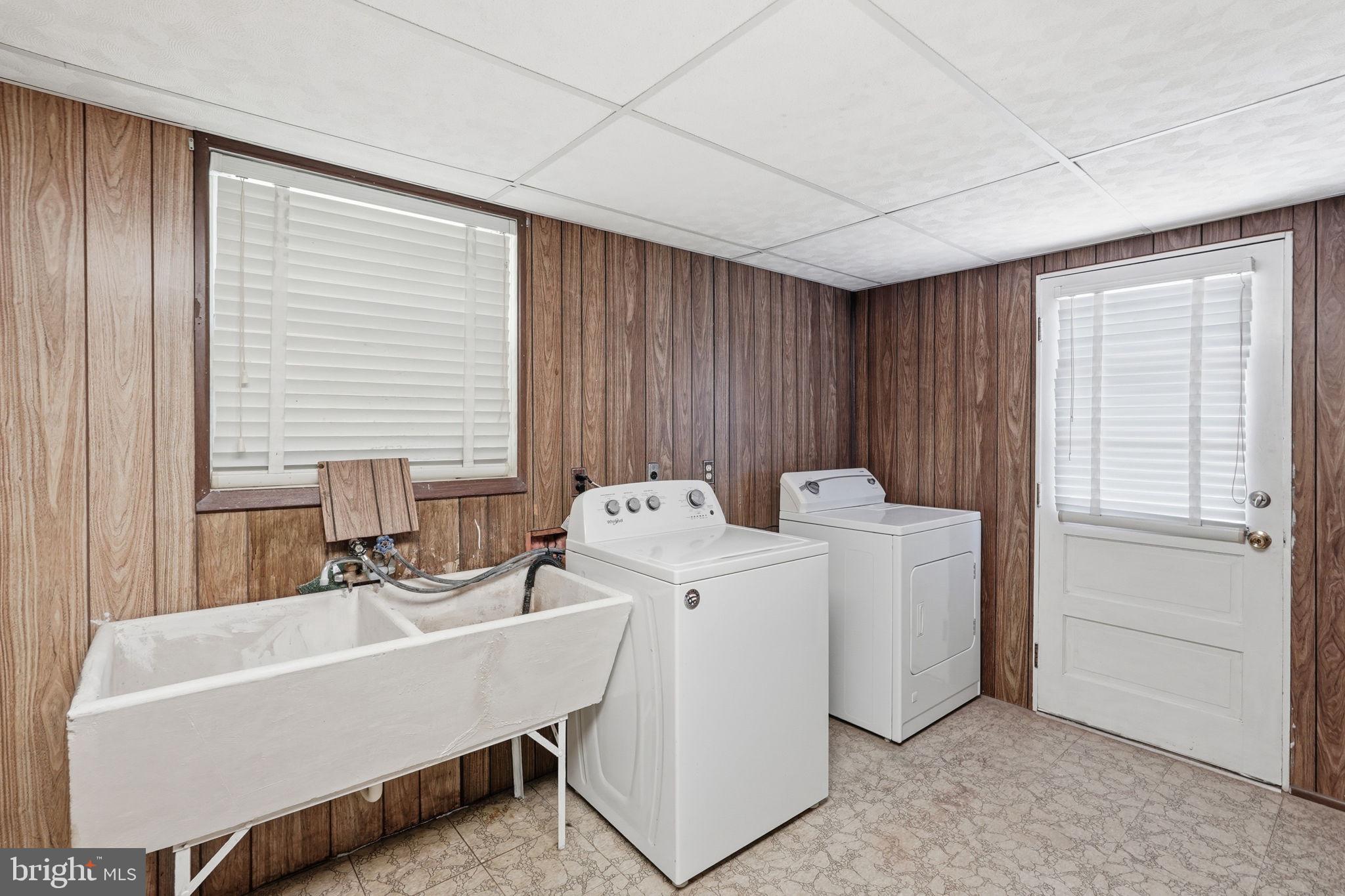 VALLEY VIEW - Residential