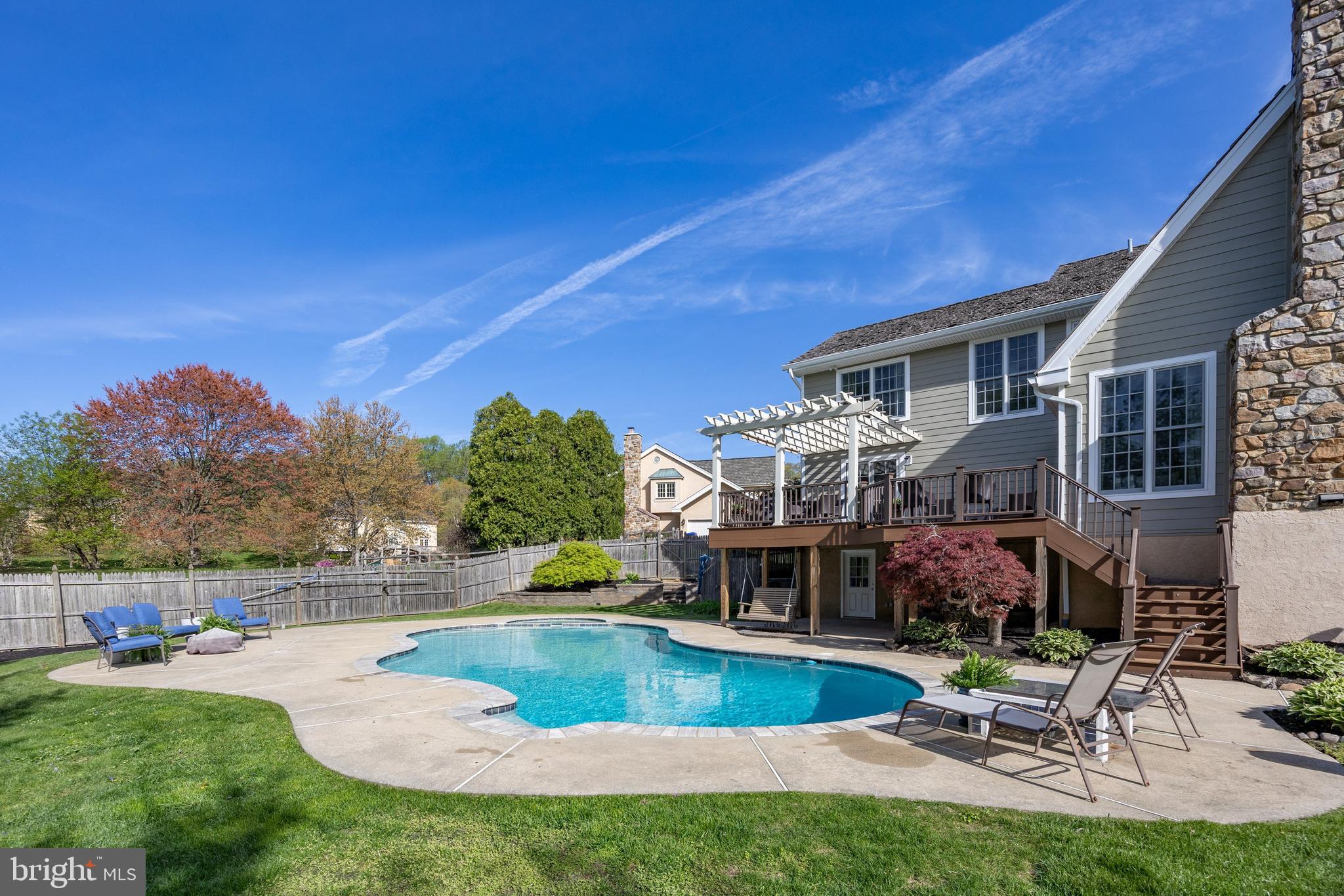 BRAMPTON CHASE - Residential