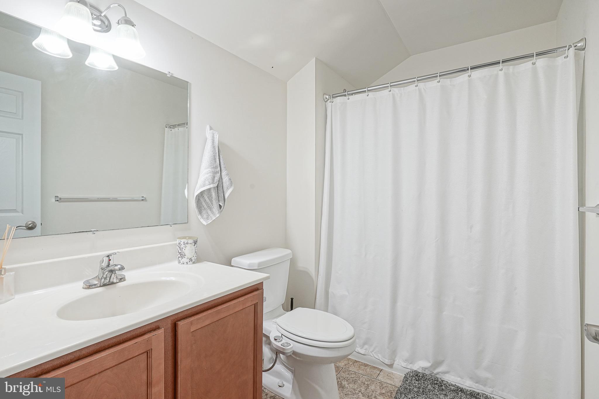 EAST FALLS - Residential