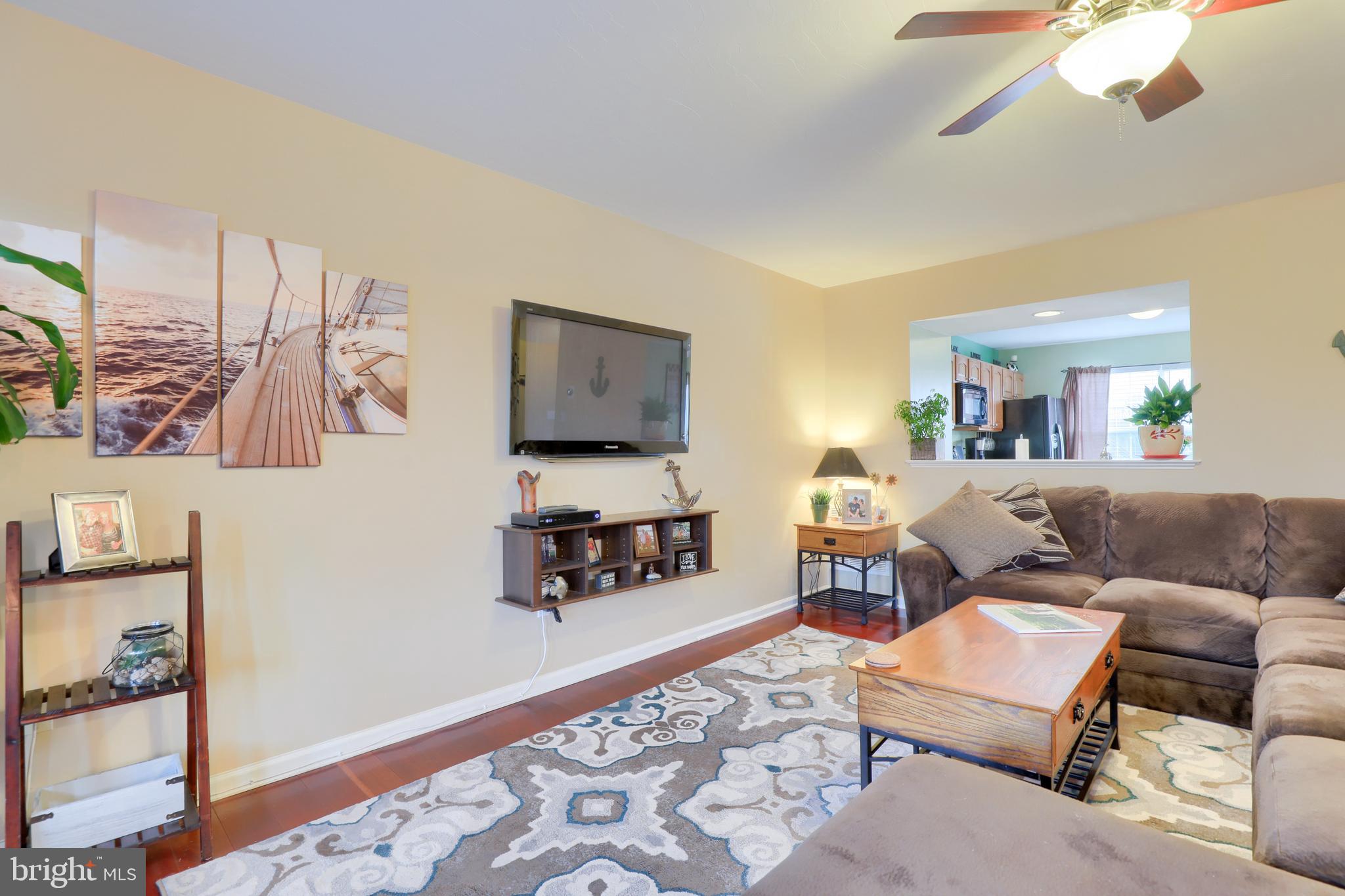 MANOR OAKS - Residential