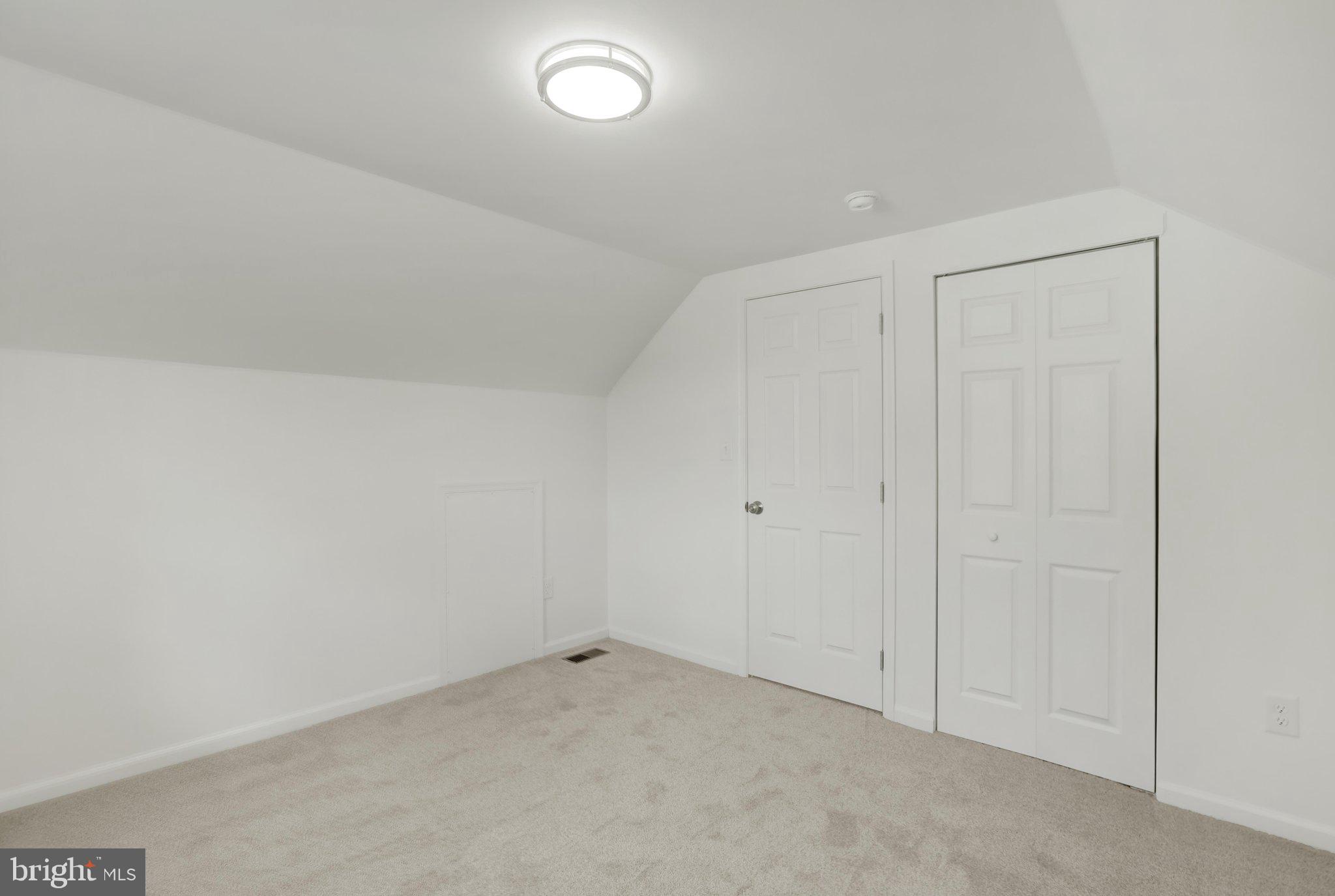NESHAMINY VALLEY - Residential
