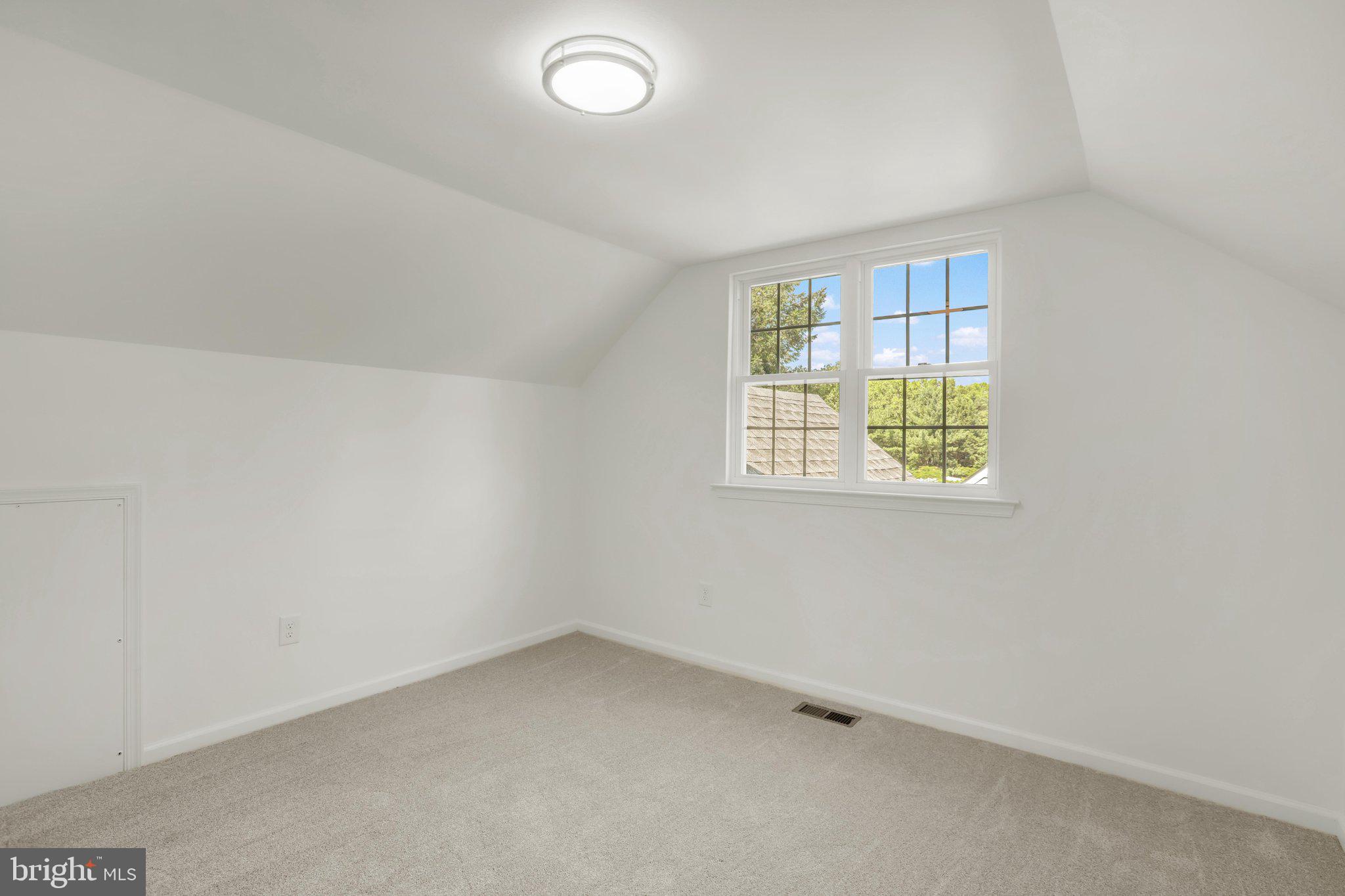 NESHAMINY VALLEY - Residential