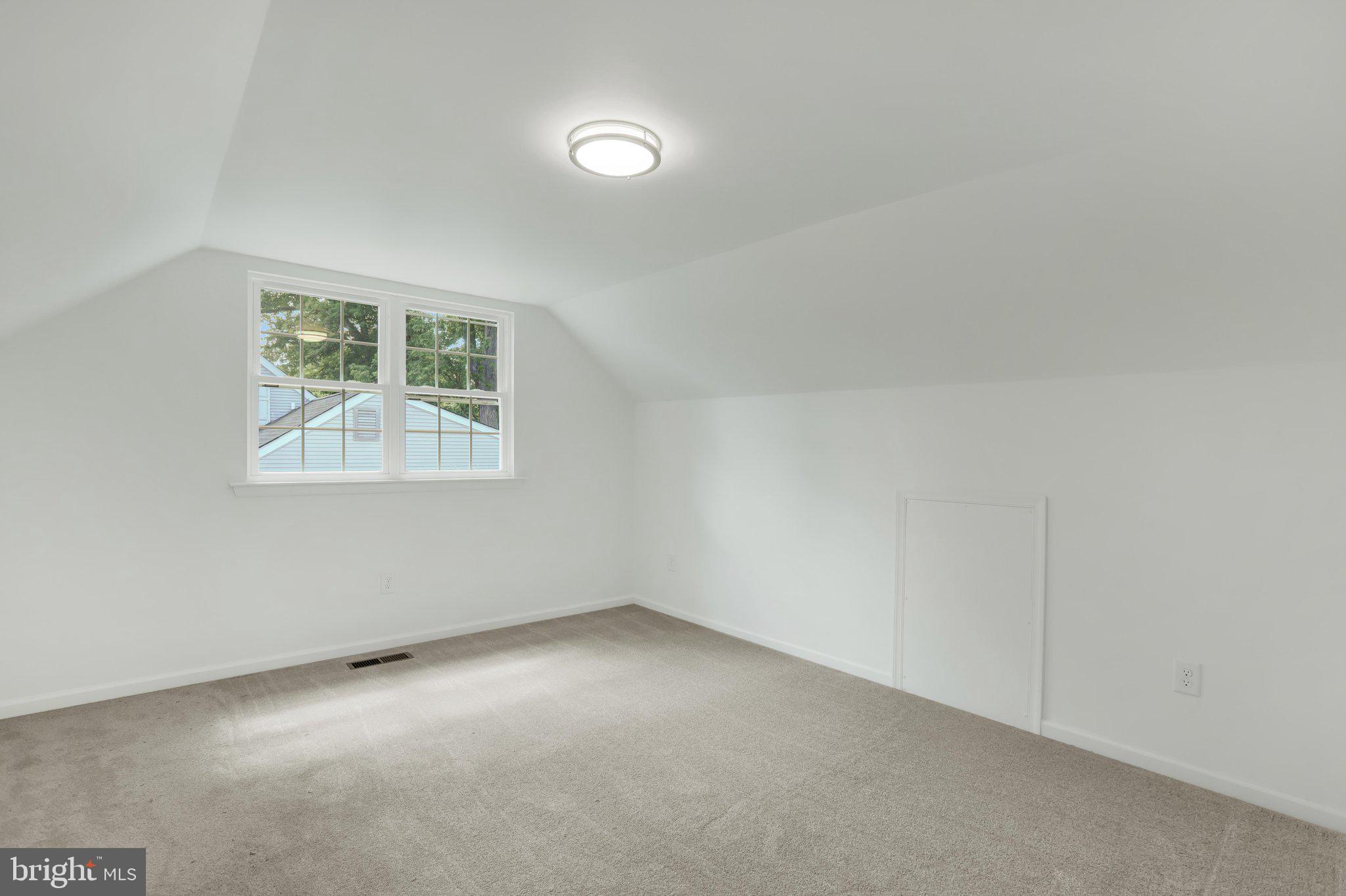 NESHAMINY VALLEY - Residential
