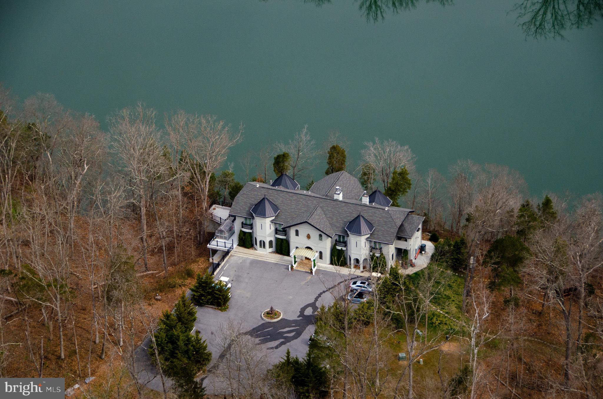SHEPHERDS COVE - Residential