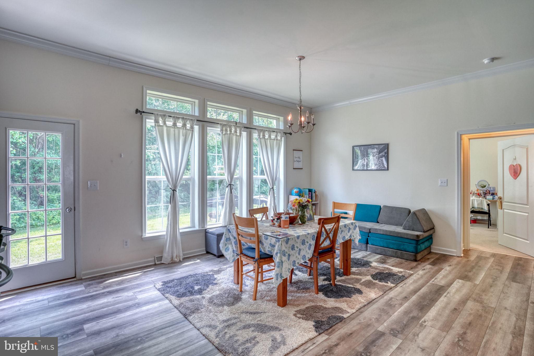 FOX HOLLOW - Residential