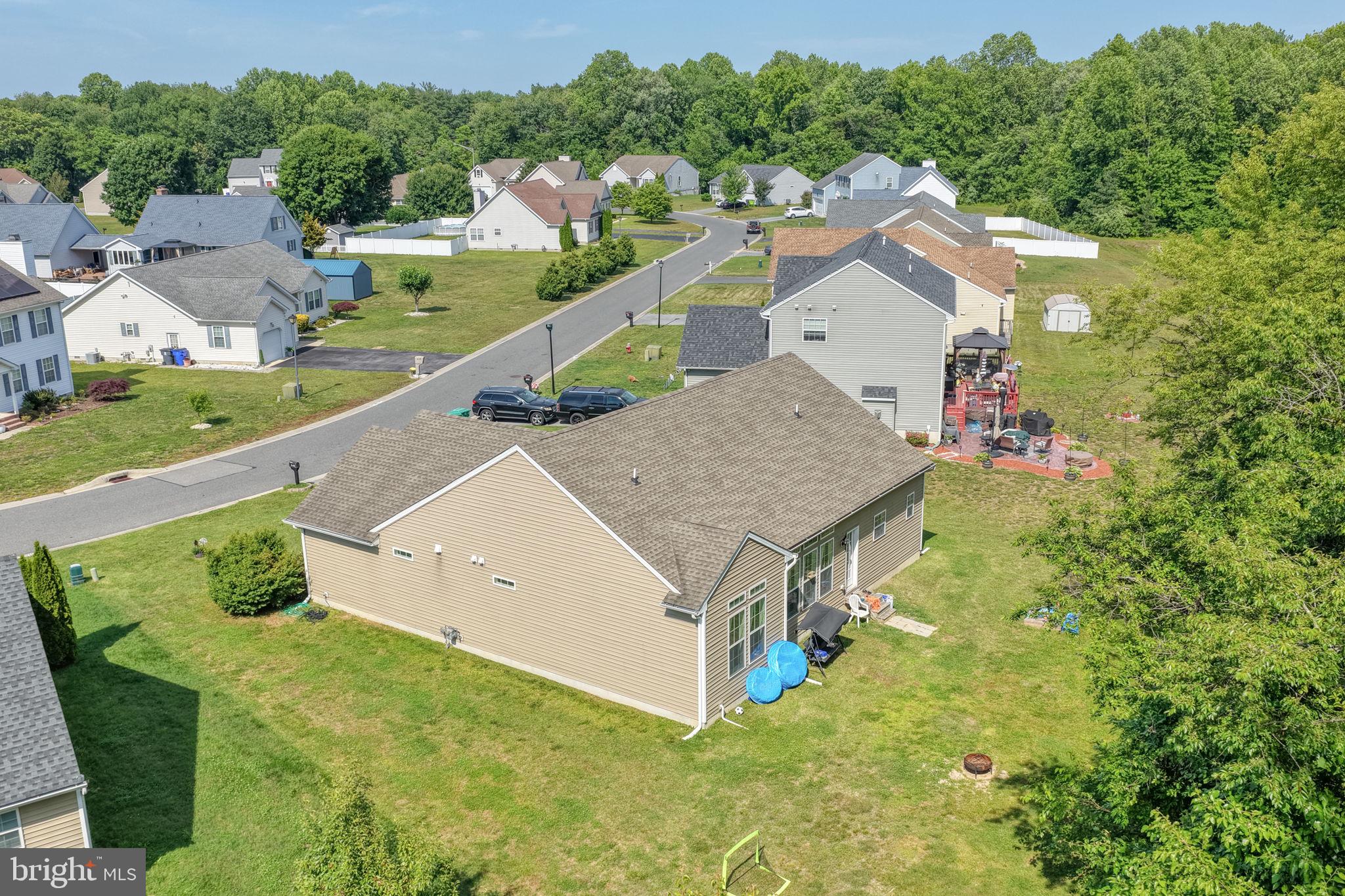FOX HOLLOW - Residential