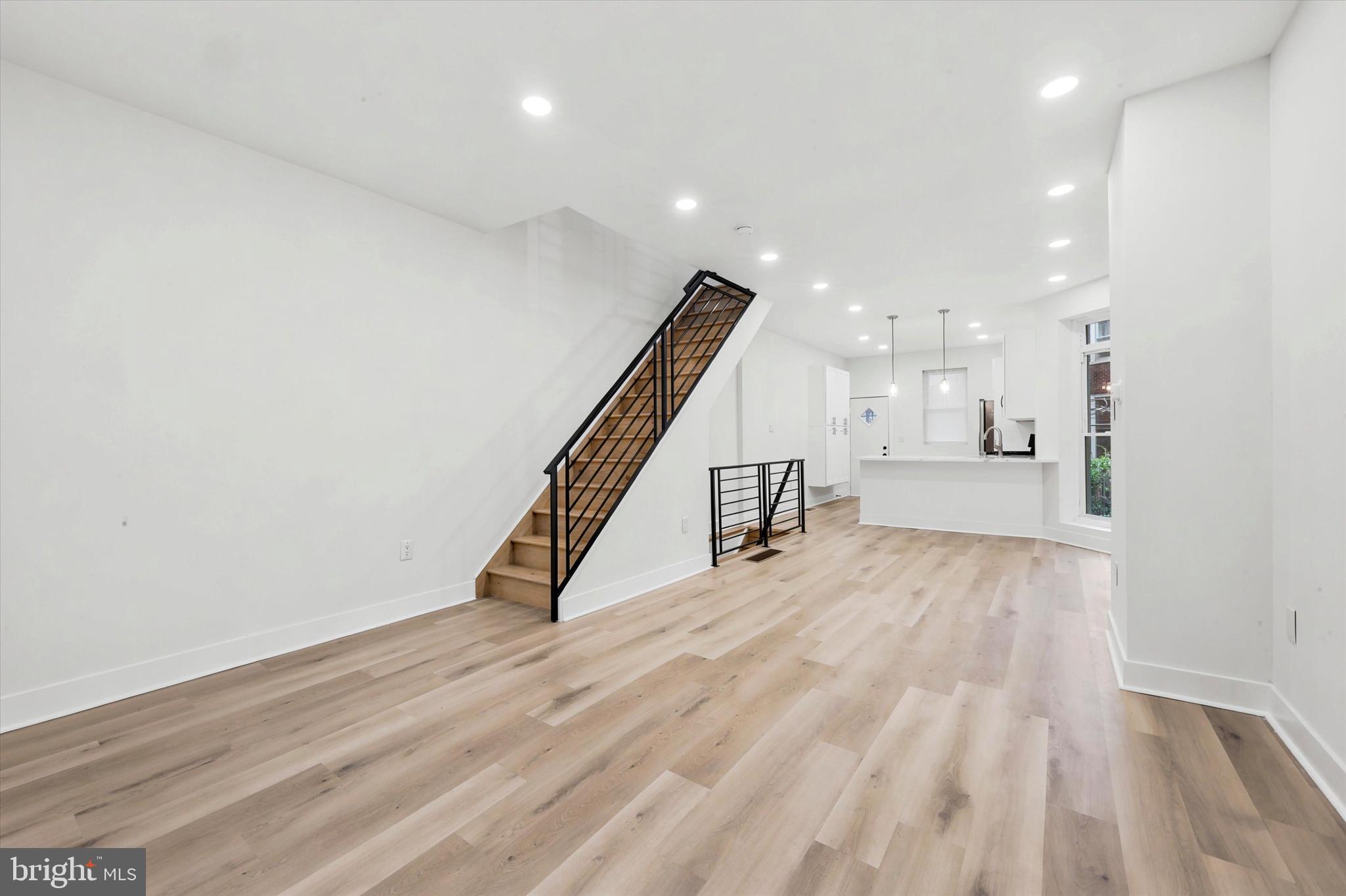 COBBS CREEK - Residential