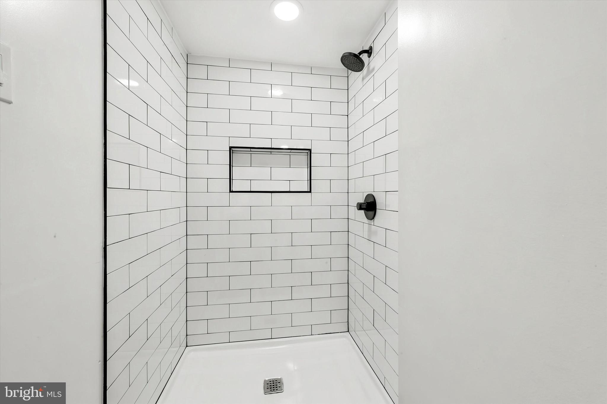 COBBS CREEK - Residential