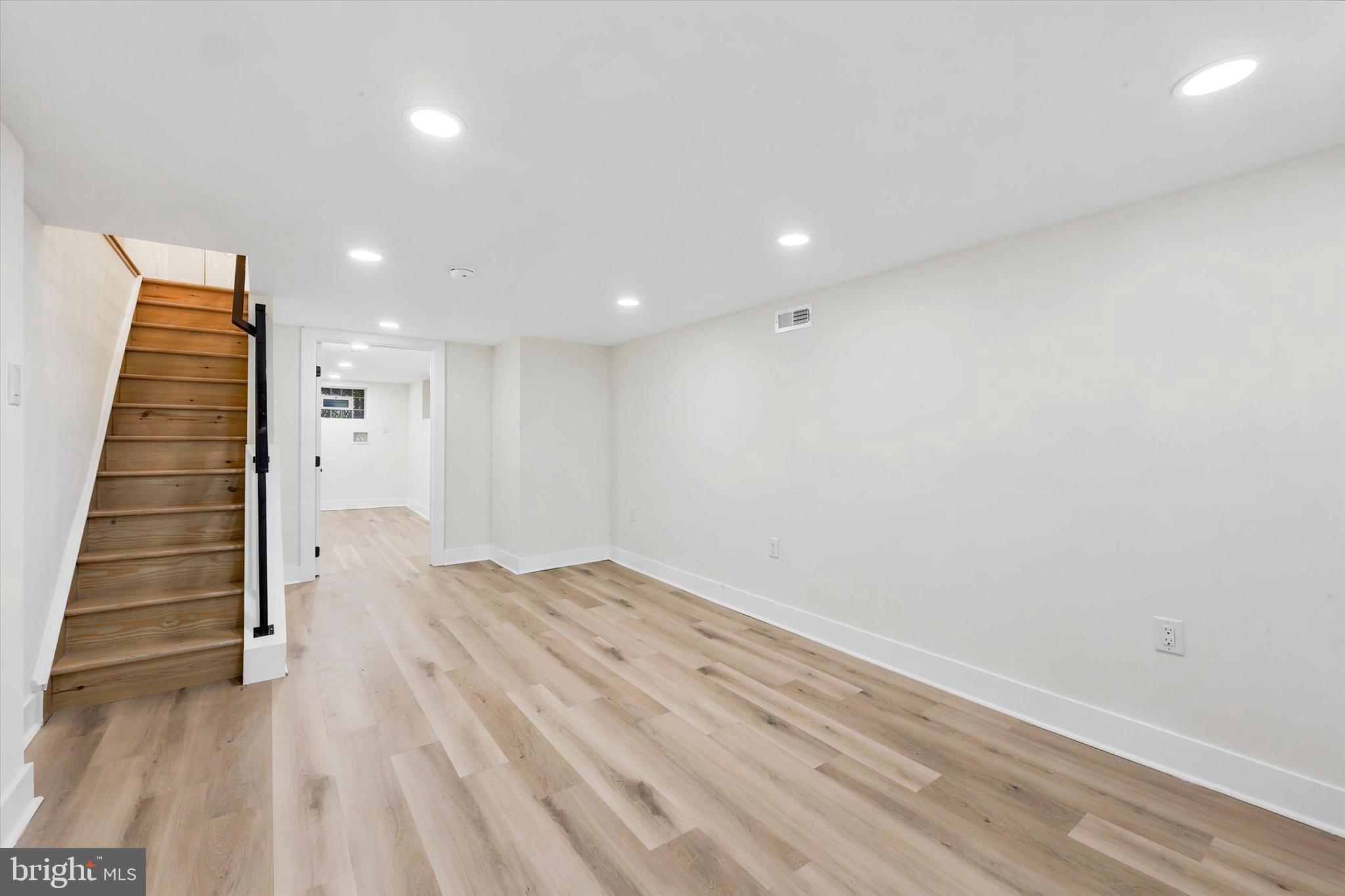 COBBS CREEK - Residential