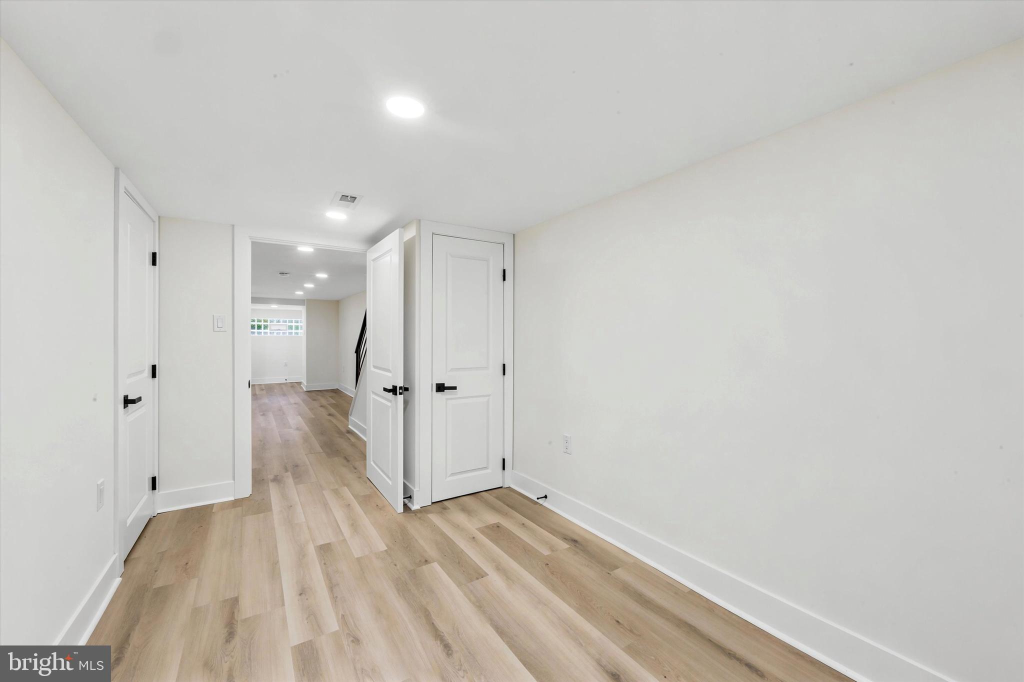 COBBS CREEK - Residential